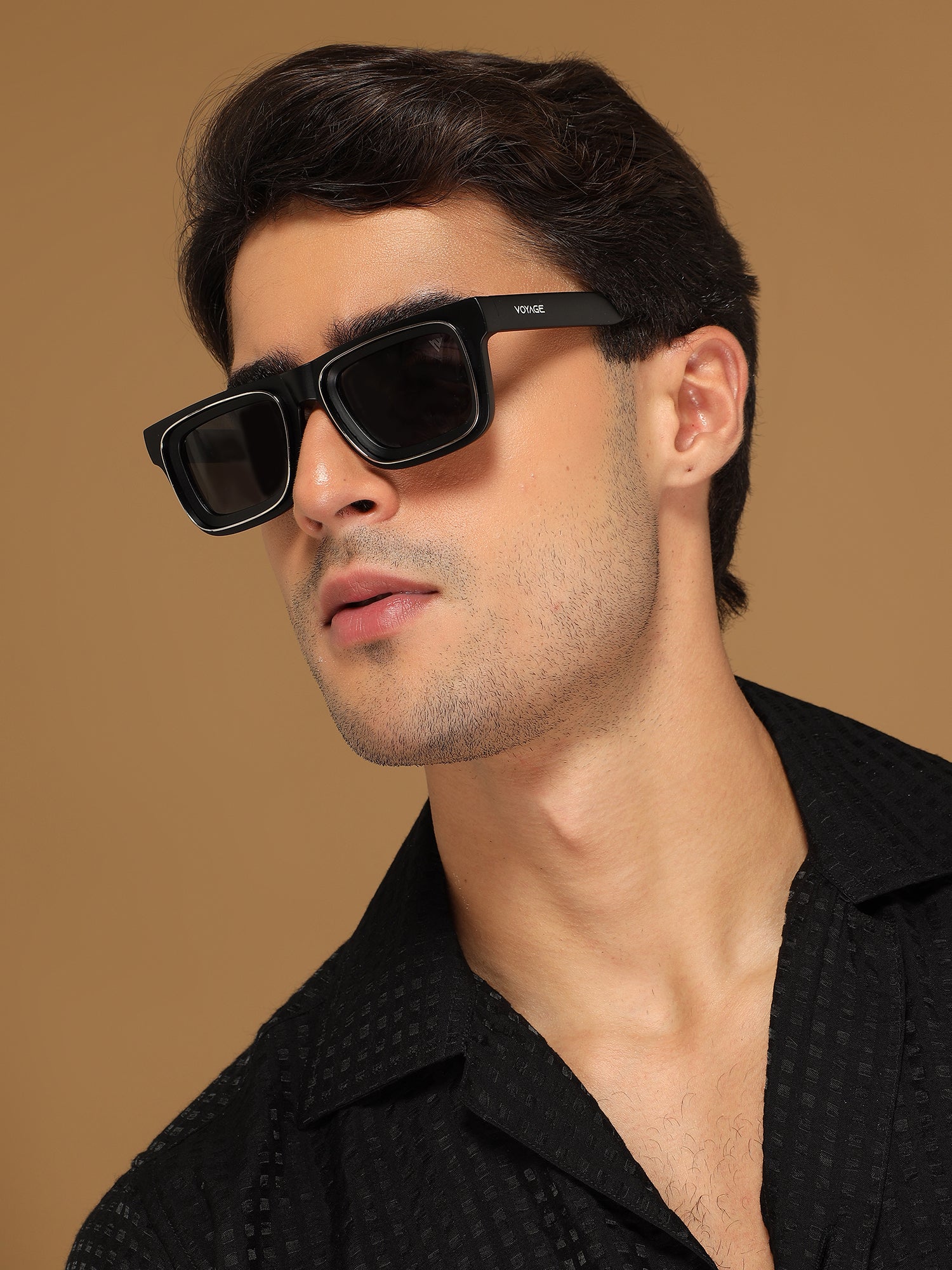 Smuggler | Matt Black & Silver Unisex Sunglasses | Black Lens - MG6421