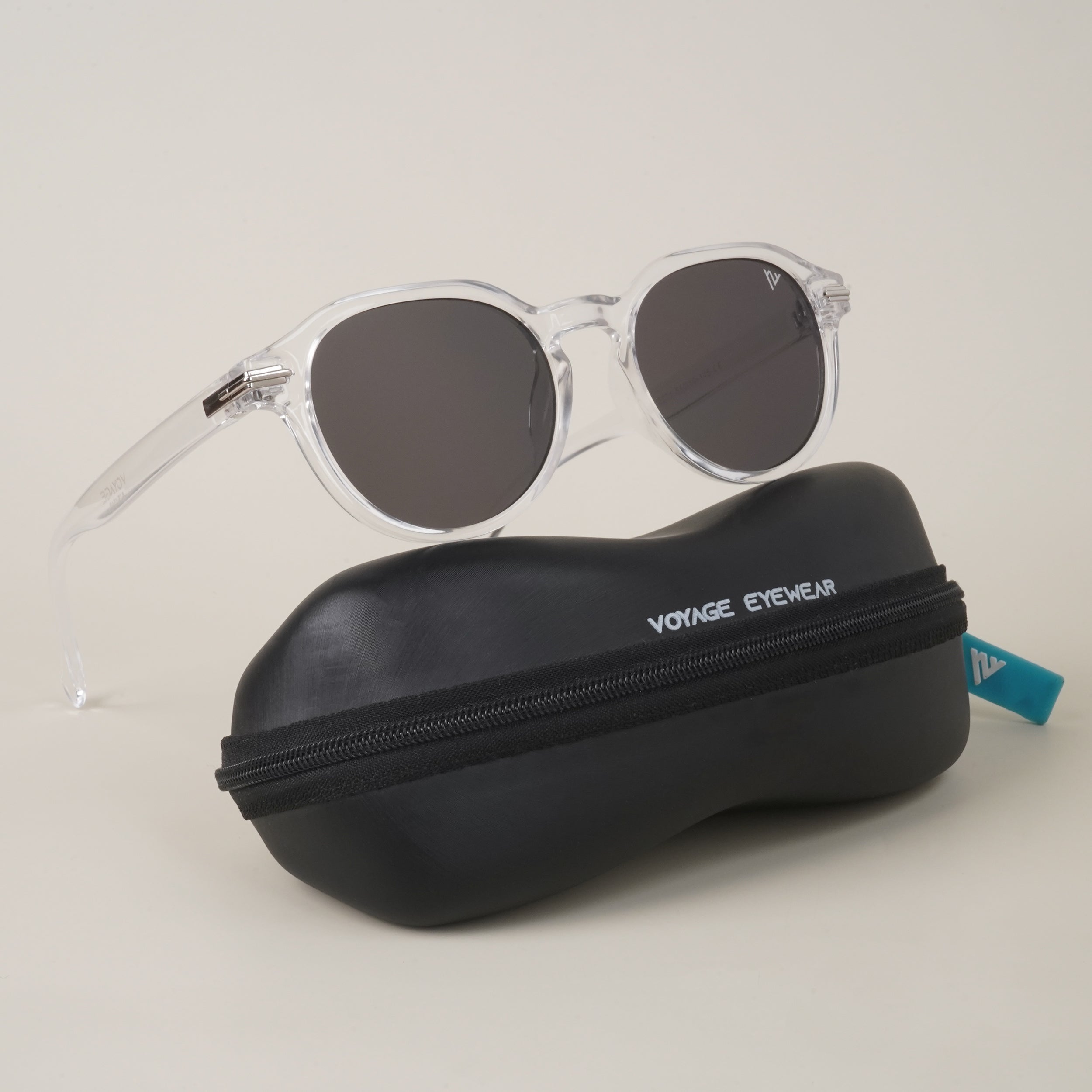 Voyage Black Round Sunglasses - MG3755
