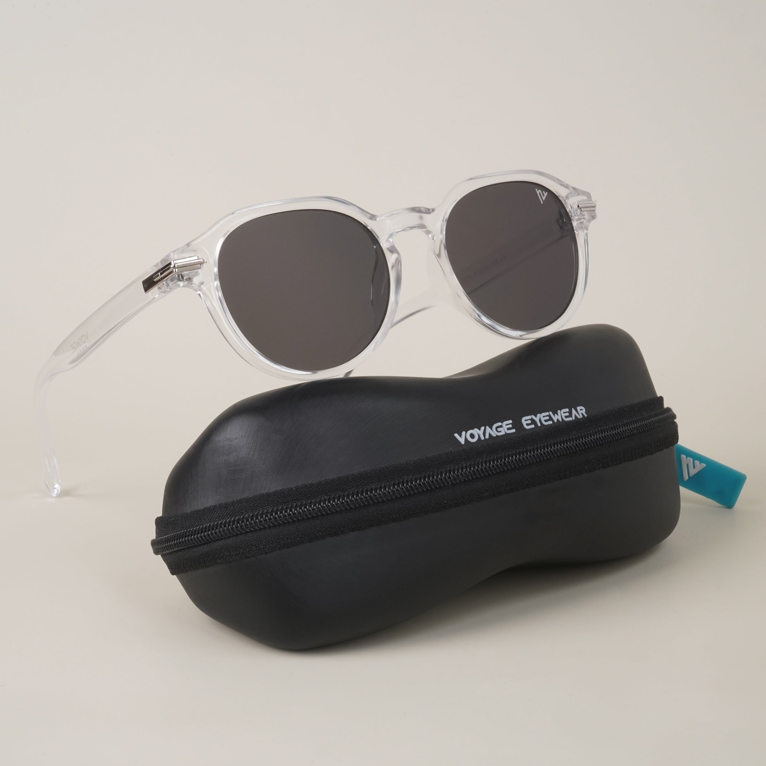 Voyage Black Round Sunglasses MG3755