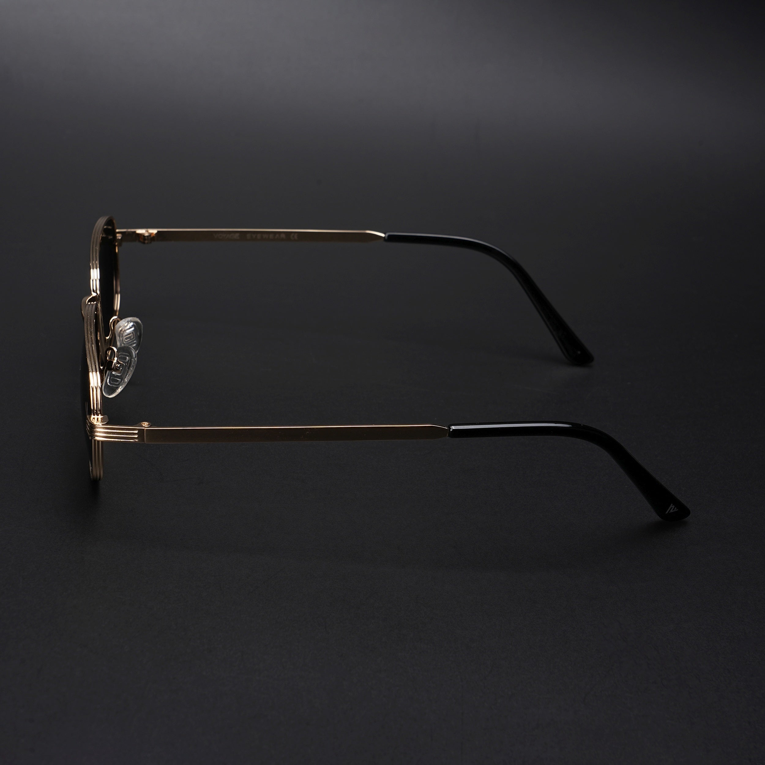 Vesper | Golden Polarized Rectangle Sunglasses (Black Lens - PMG5846)