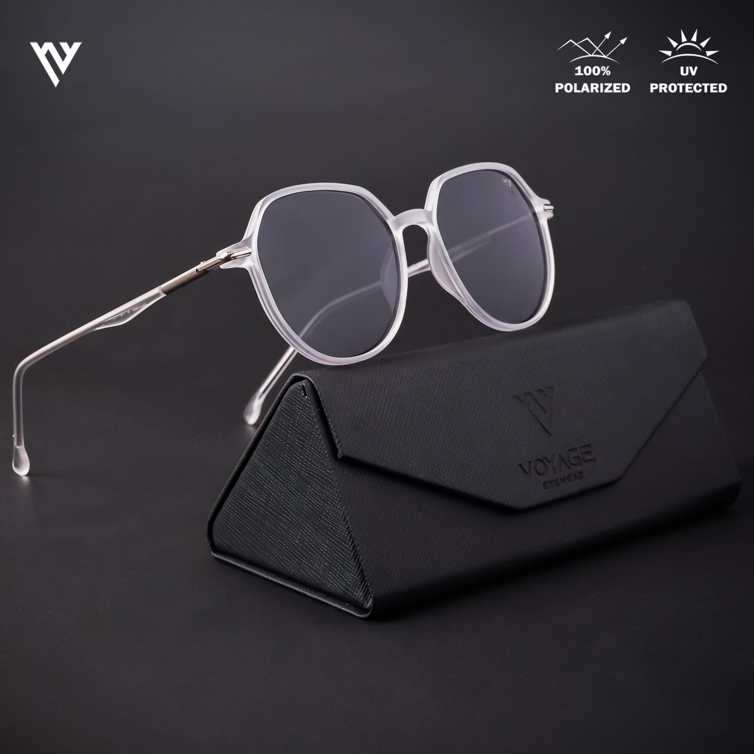 Grit | Transparent Polarized Round Sunglasses (TR8068PMG4298)