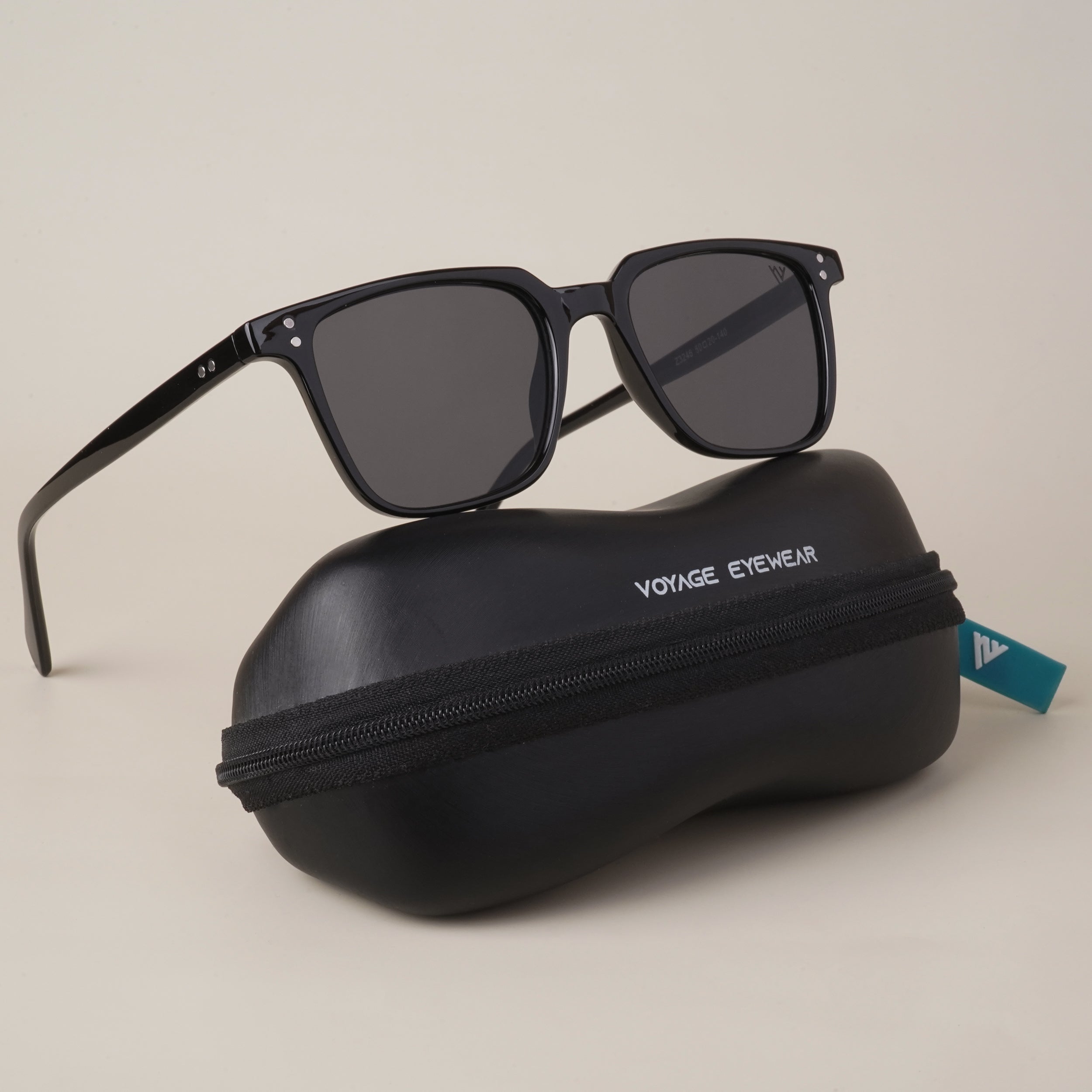 Voyage Black Wayfarer Sunglasses - MG3729