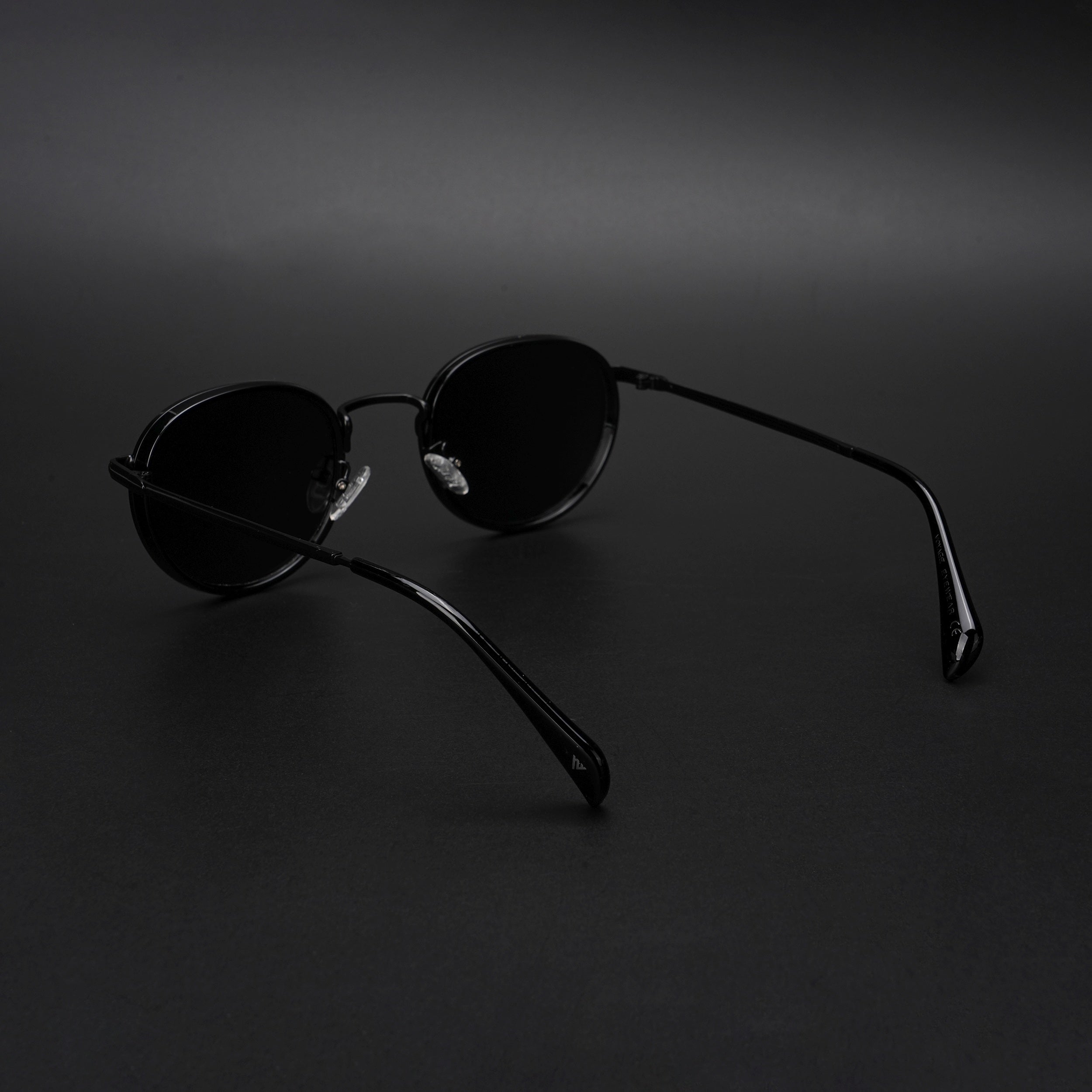 Round Polarized Sunglasses (Black Lens | Black Frame - PMG5854)