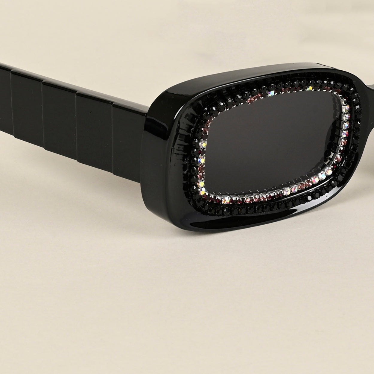 Voyage Black Oval Sunglasses for Women (3913MG4359)