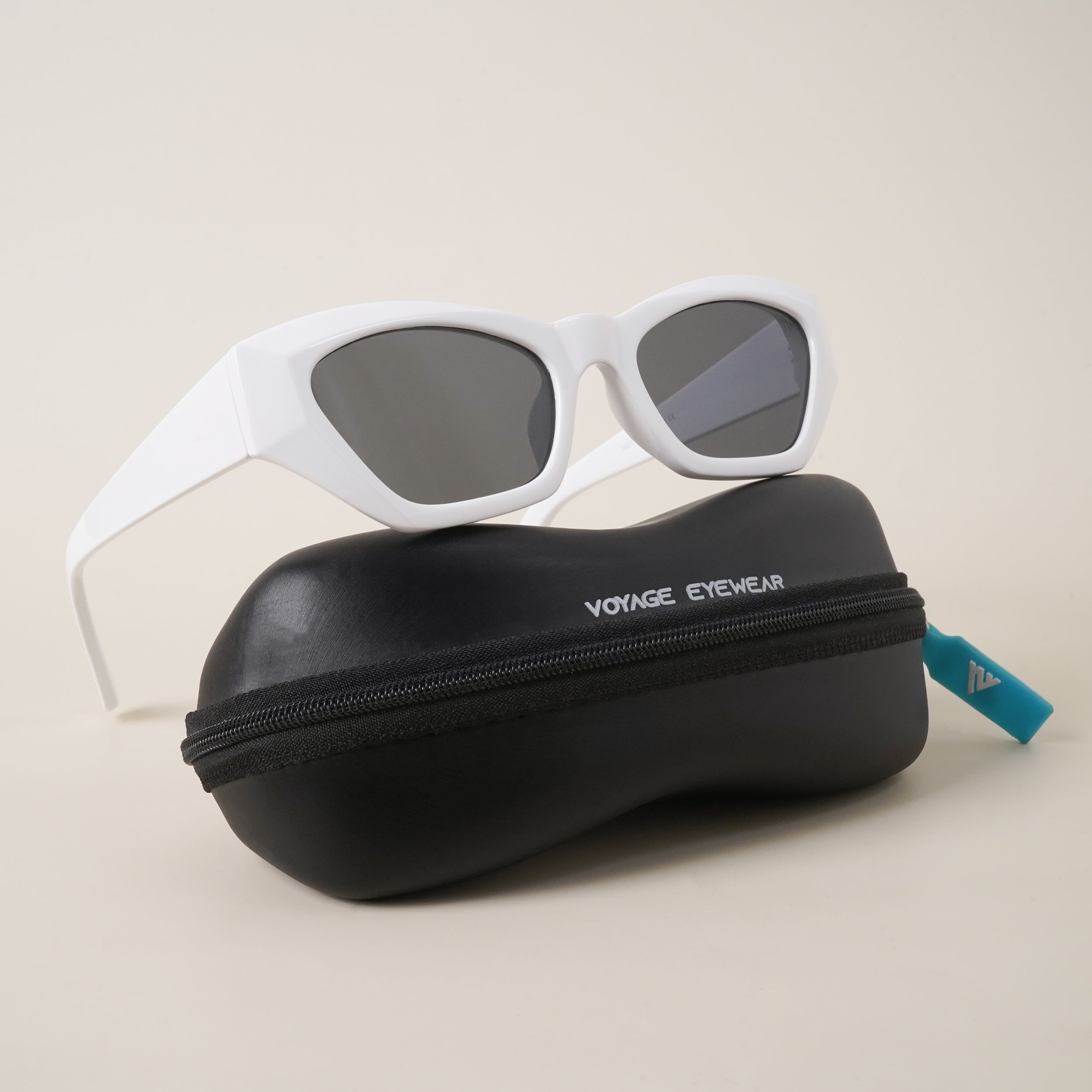 Voyage White Oval Sunglasses MG3664