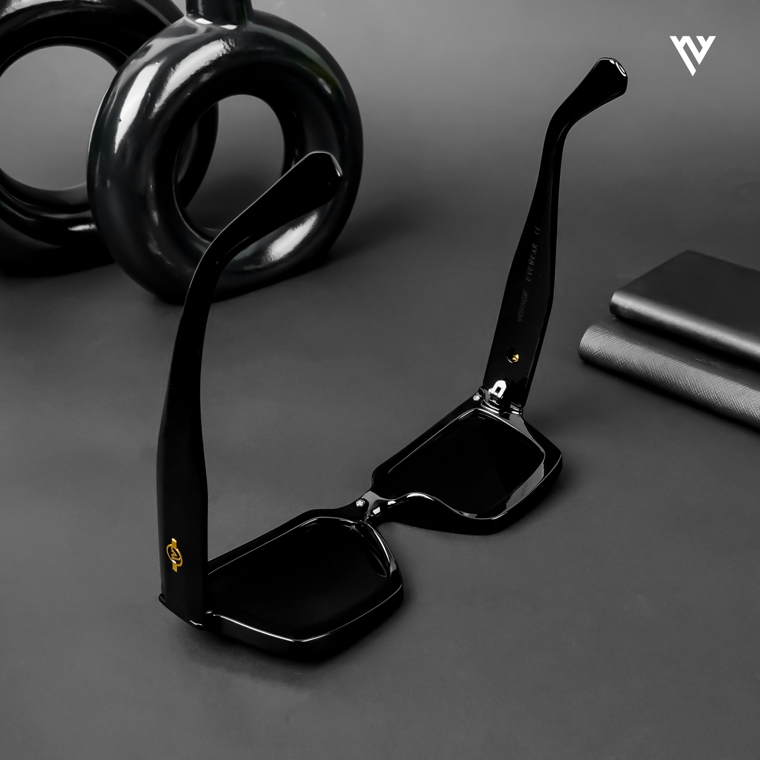 Phantom X | Black Polarized Wayfarer Sunglasses - PMG4114