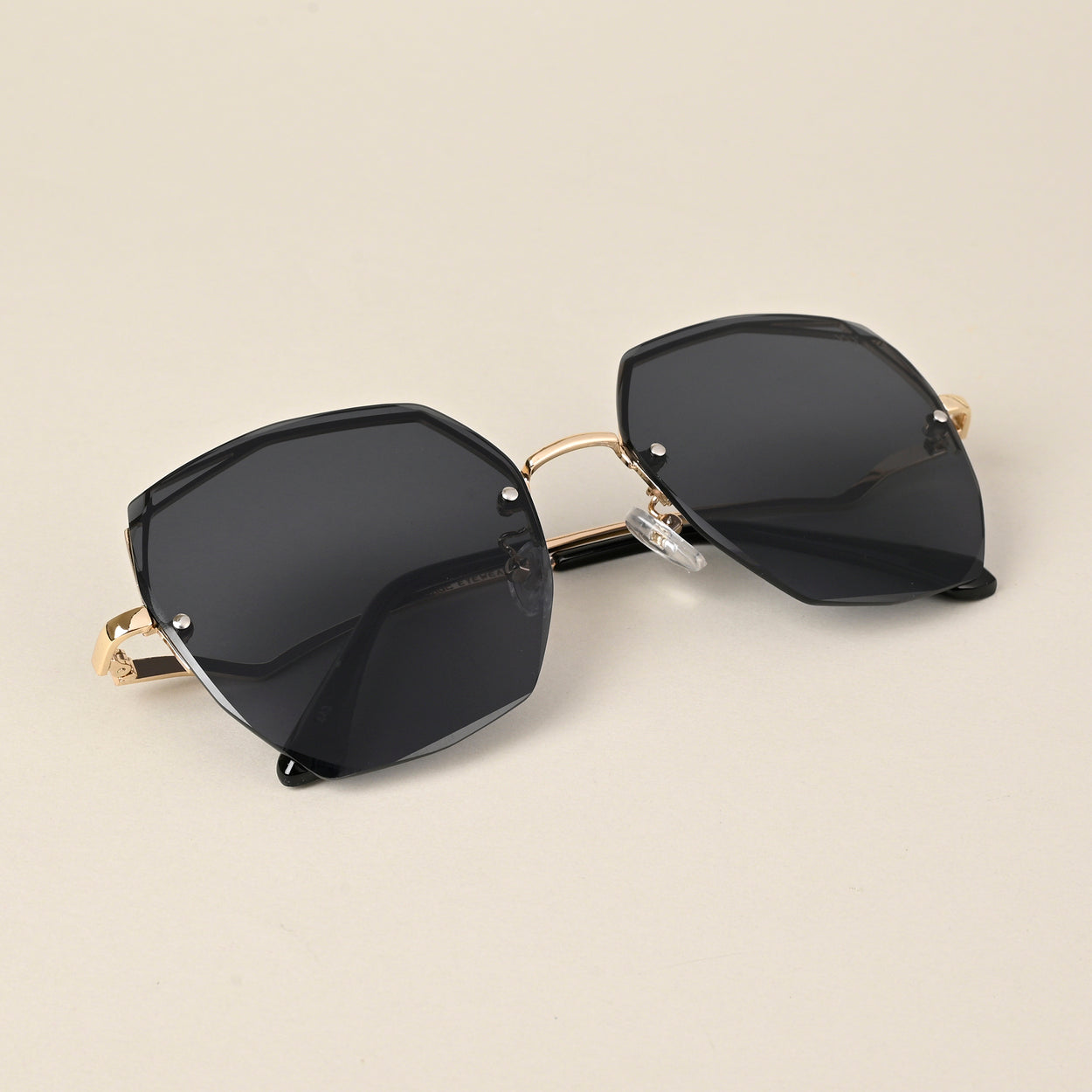 Voyage Black Geometric Sunglasses for Women (443MG4334)