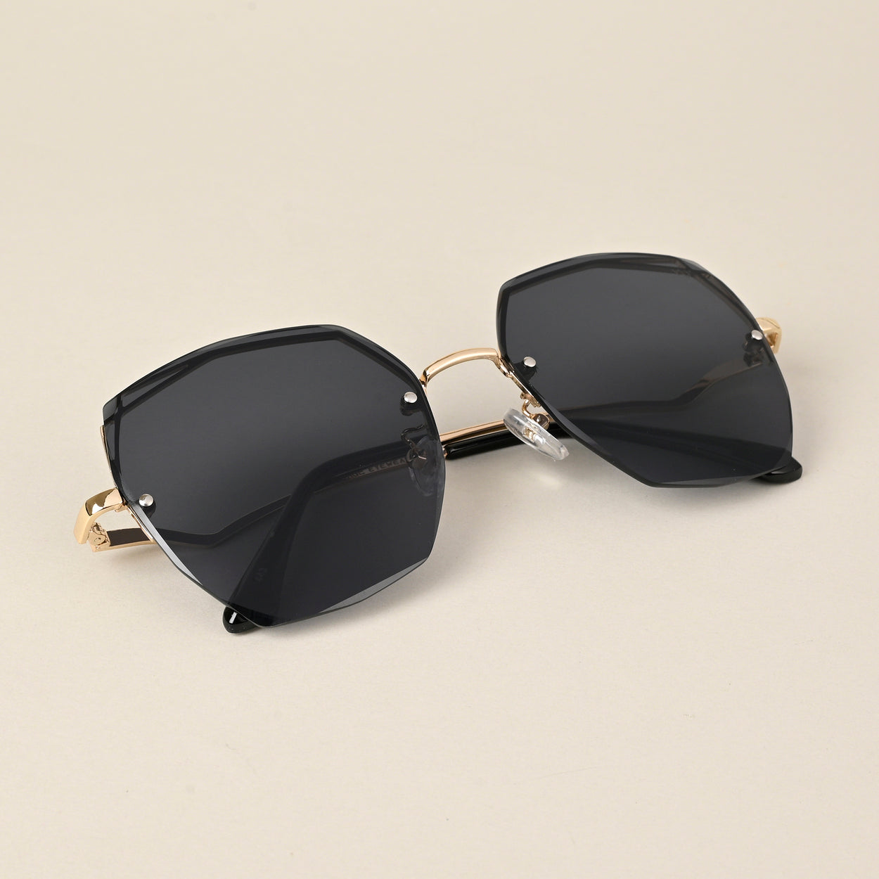 Voyage Black Geometric Sunglasses for Women - MG4334