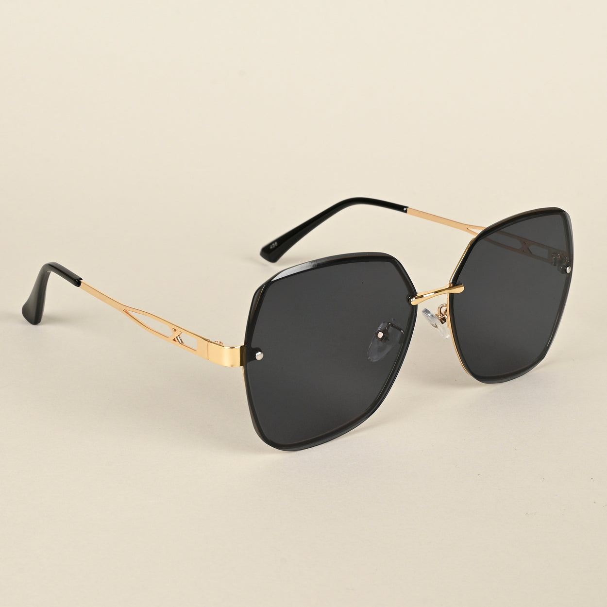 Voyage Black Oversize Sunglasses for Women (456MG4317)