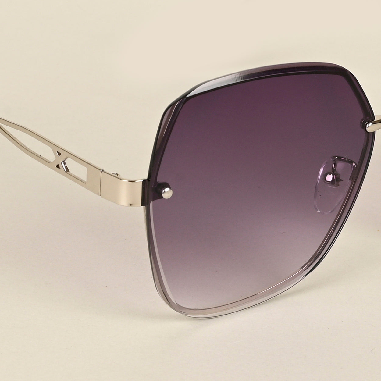 Voyage Grey Oversize Sunglasses for Women (456MG4319)