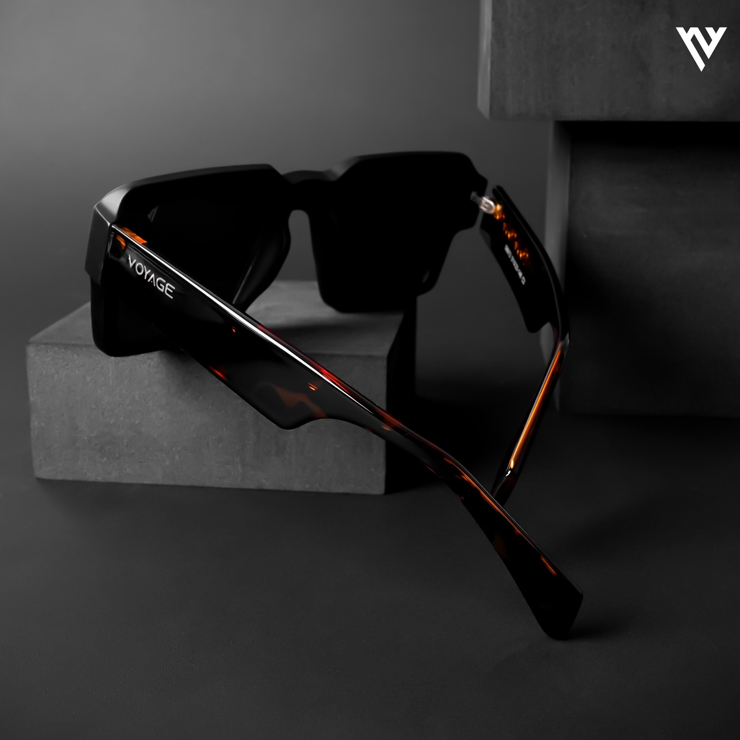 Voyage Exclusive Matt Black Polarized Wayfarer Sunglasses for Men & Women - PMG4751