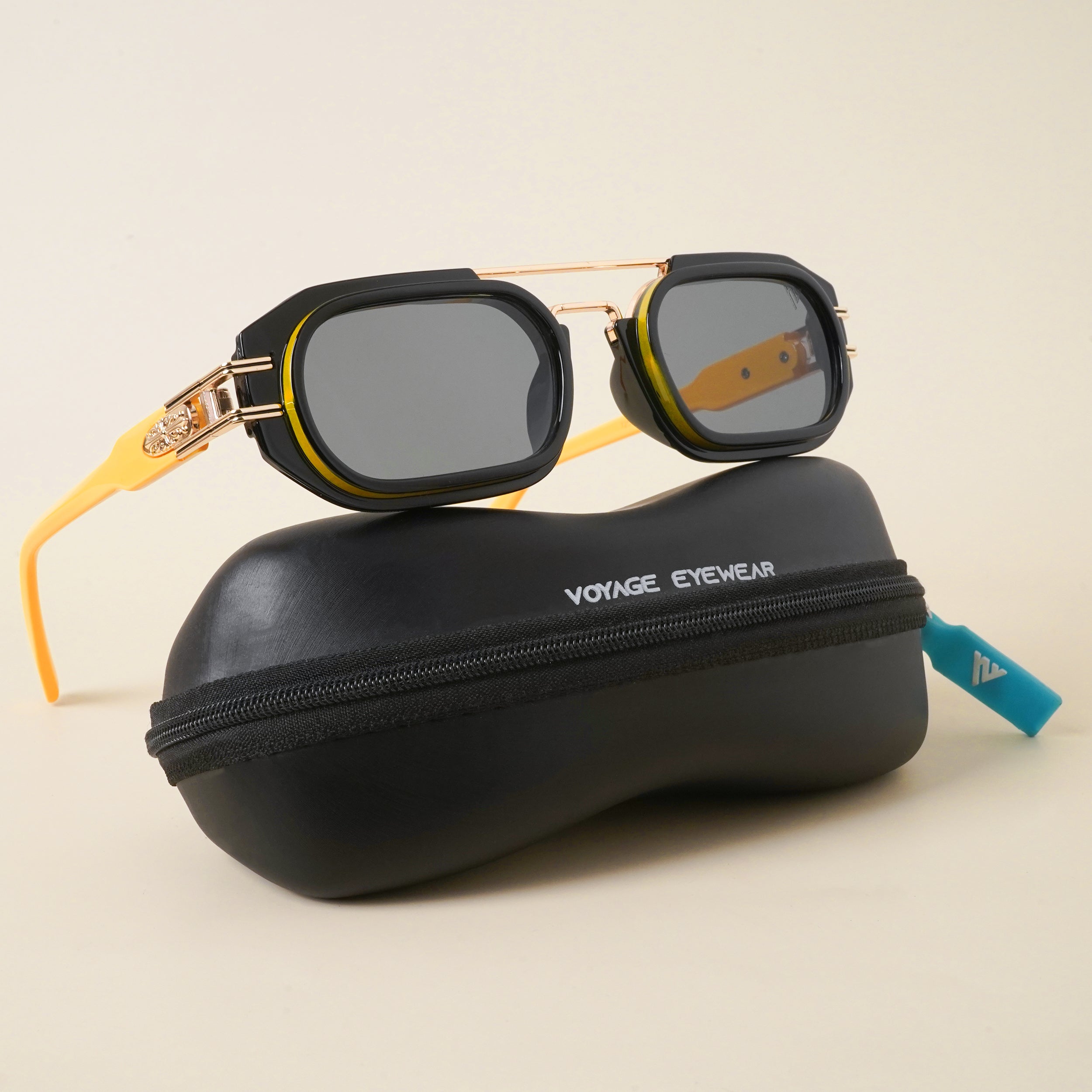 Voyage Black Oval Sunglasses - MG3948