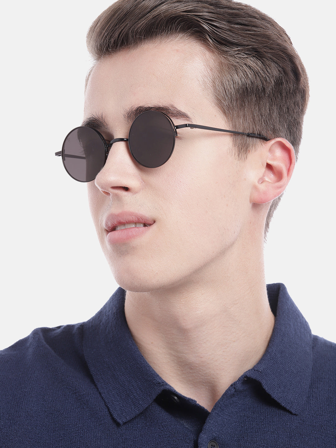 Quasar | Black Round Sunglasses MG3508