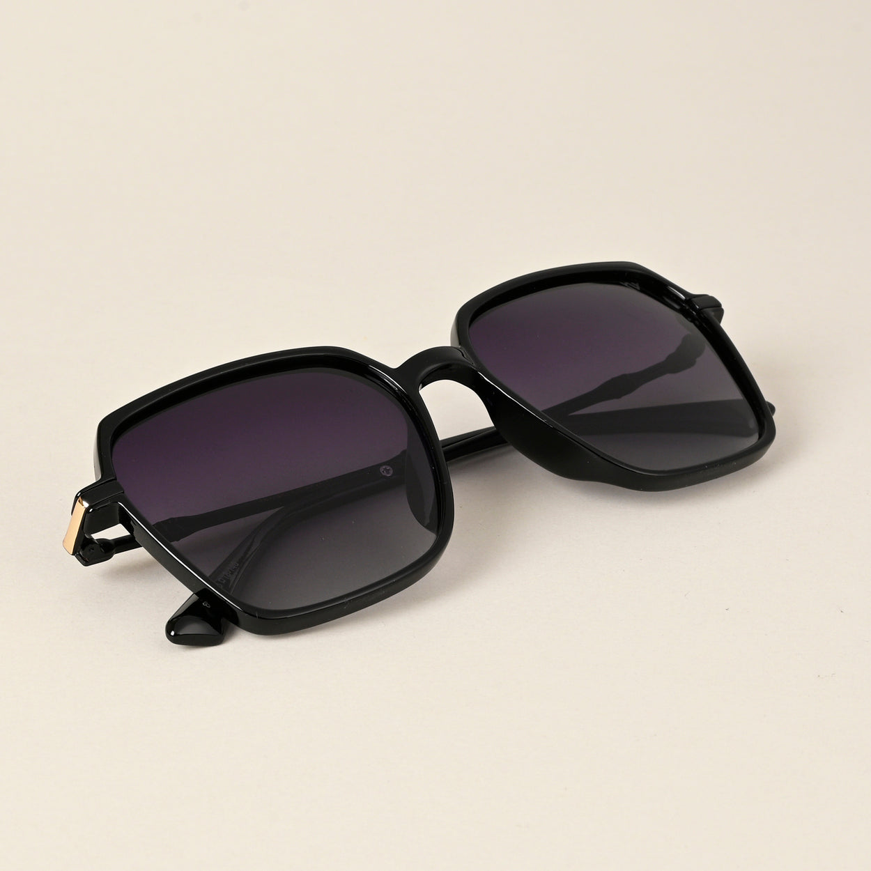 Voyage Black Square Polarized Sunglasses for Women (8239PMG4275)