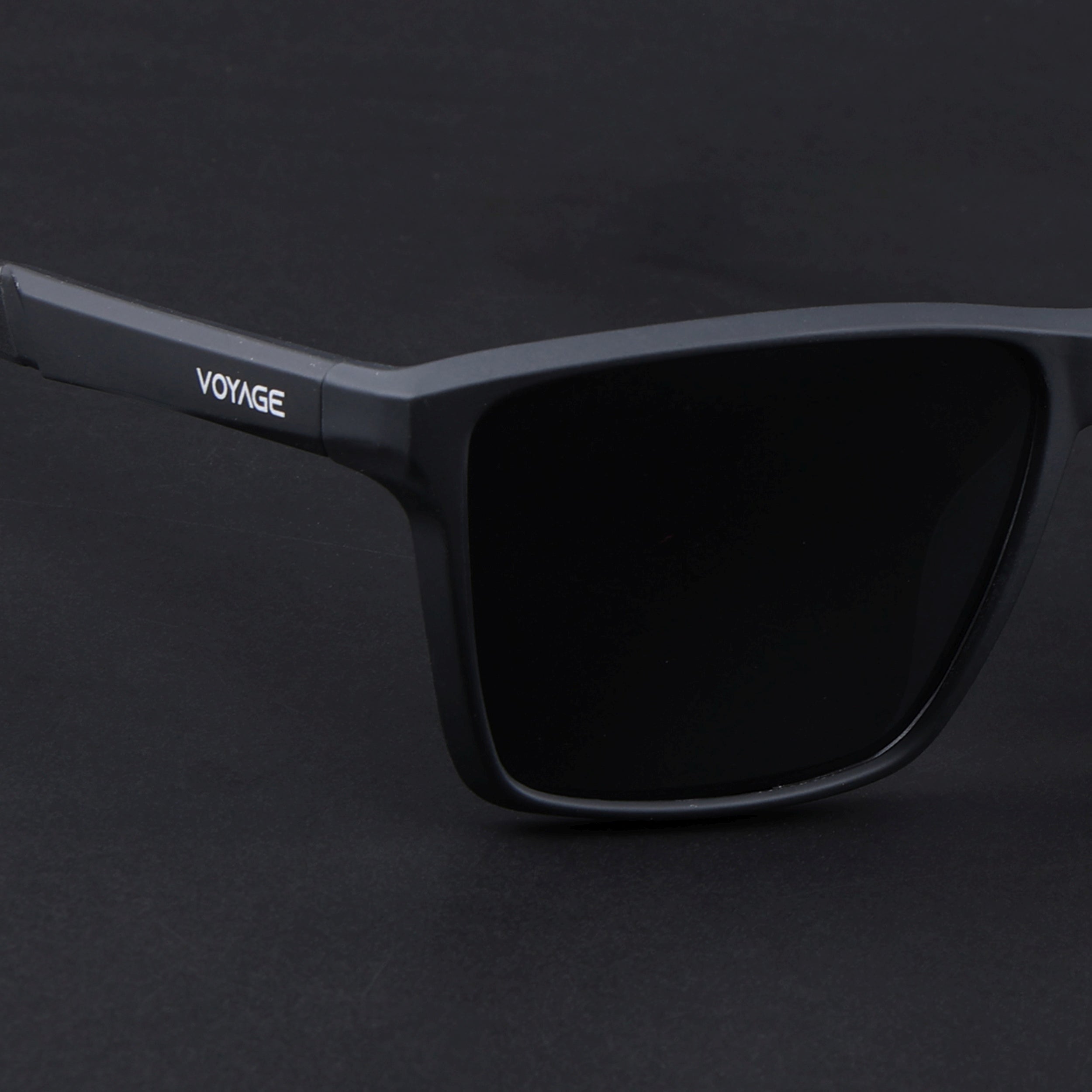 Wayfarer Polarized Sunglasses | Black Lens | Black Frame - PMG6748