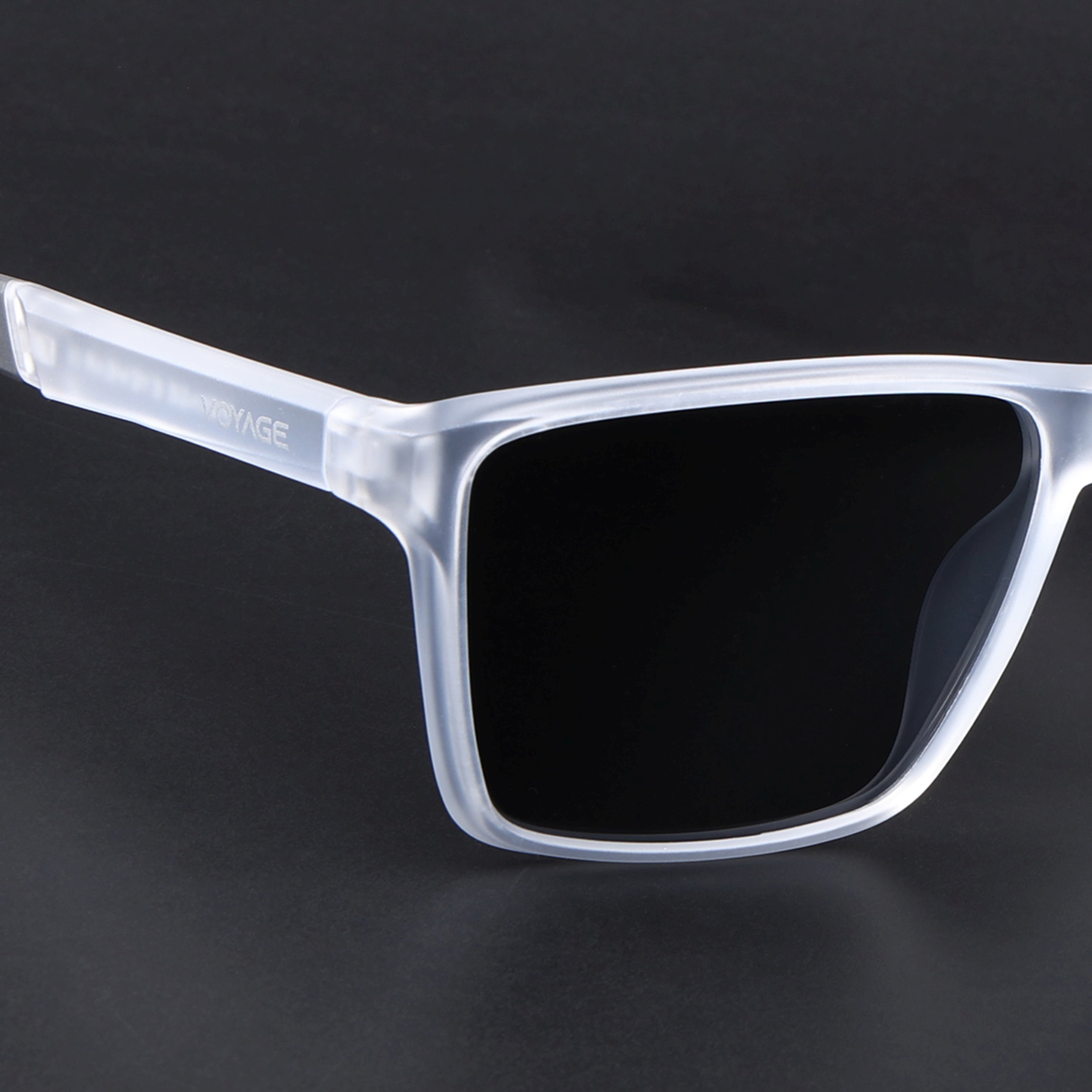 Wayfarer Polarized Sunglasses | Black Lens | Transparent Frame - PMG6752