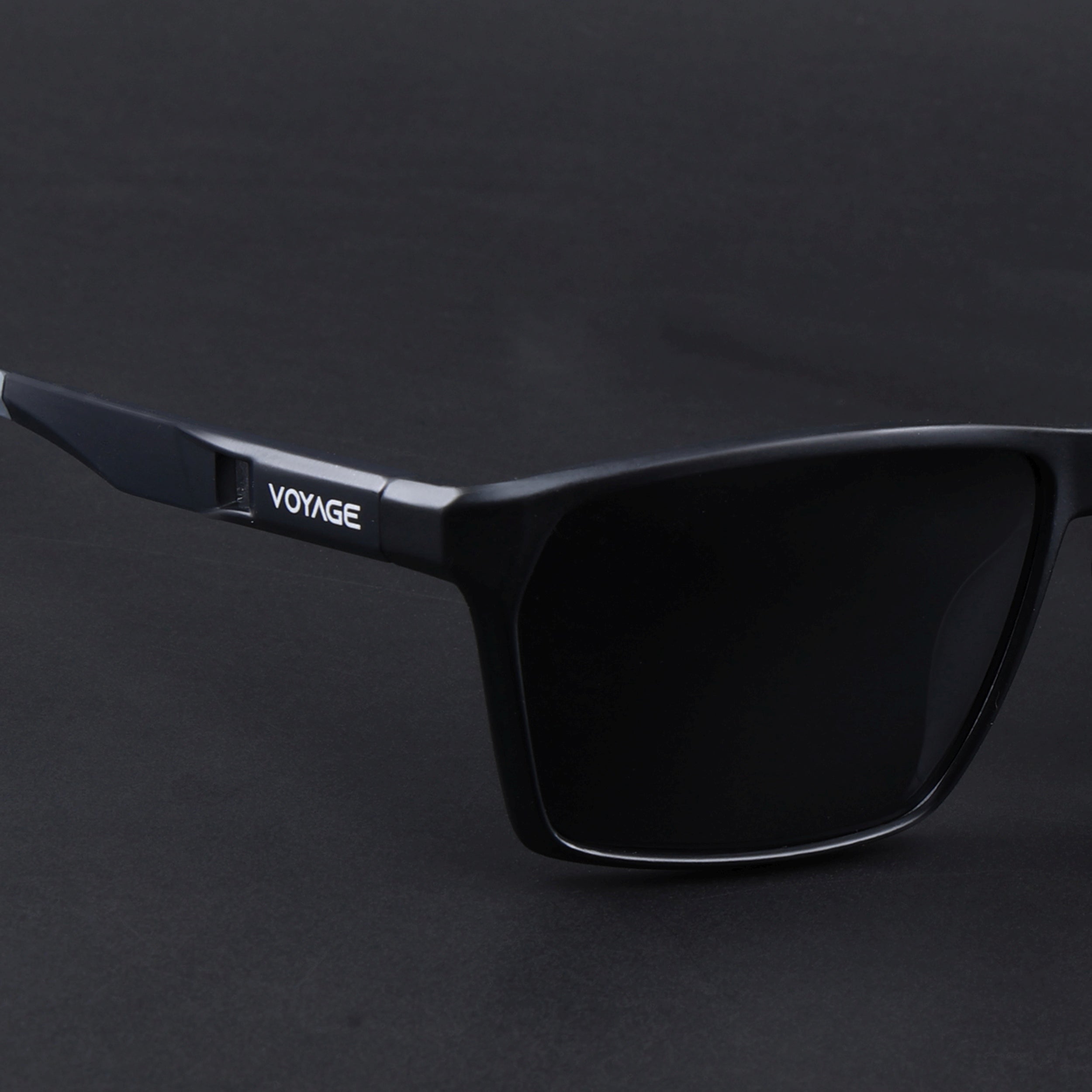 Wayfarer Polarized Sunglasses | Black Lens | Black Frame - PMG6777