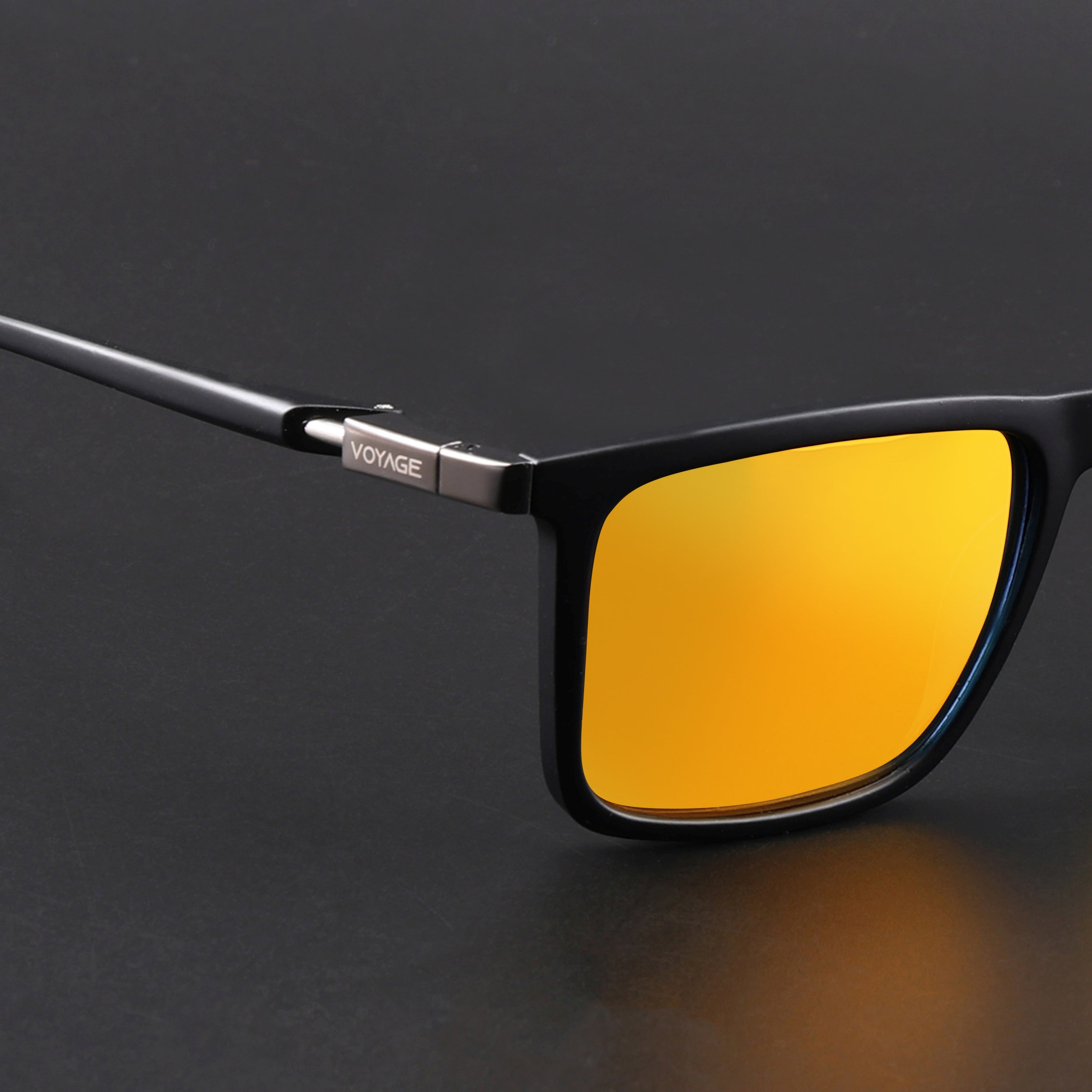 Beast 2.0 | Multicolor Reflector Polarized Square Sunglasses | PMG6651