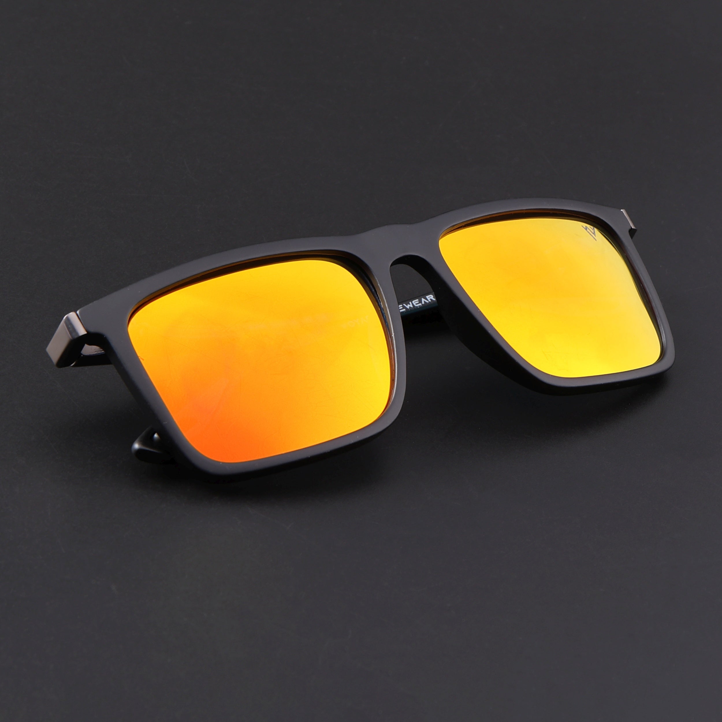 Beast 2.0 | Multicolor Reflector Polarized Square Sunglasses | PMG6651