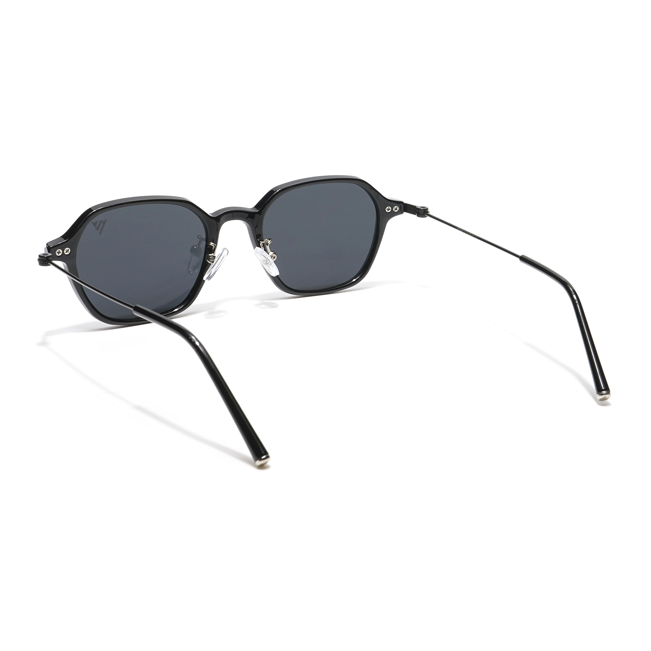Black Oval Sunglasses - MG3888