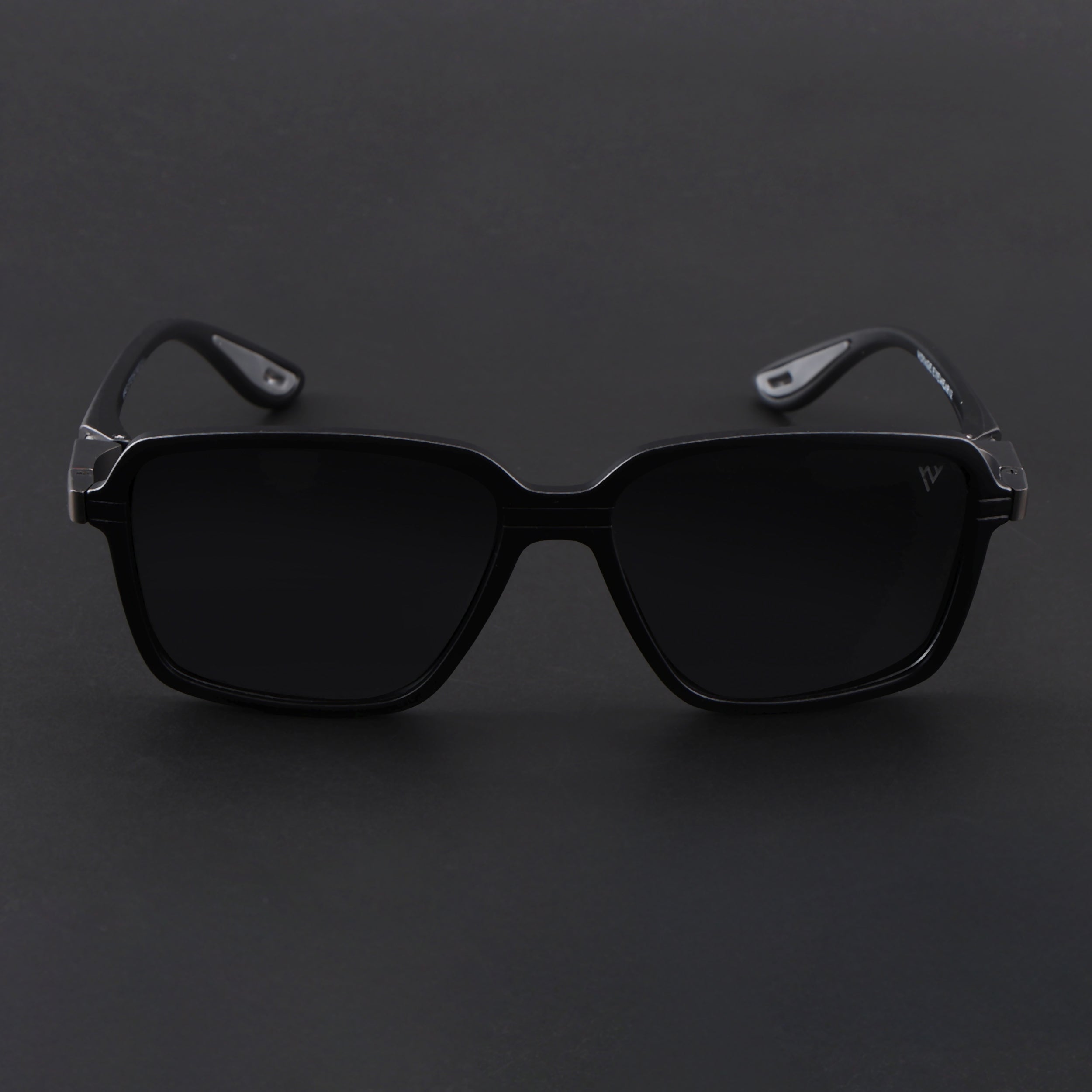 Hydra | Matt Black Polarized Square Sunglasses | PMG6654