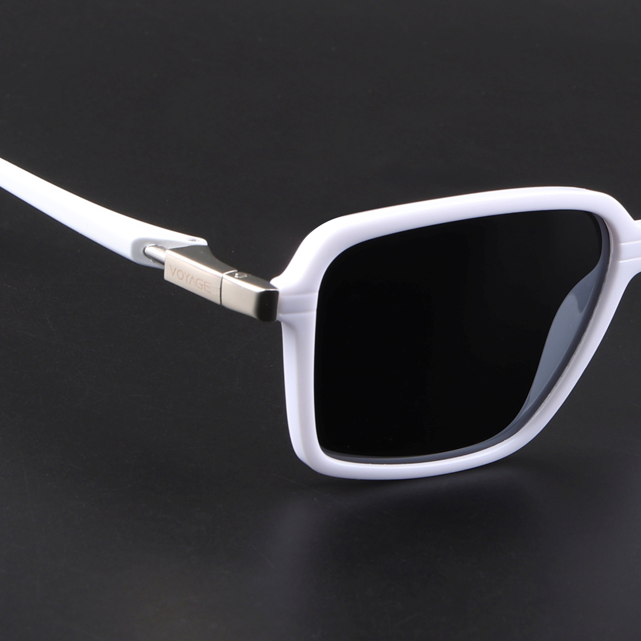 Hydra | White Polarized Square Sunglasses | PMG6656