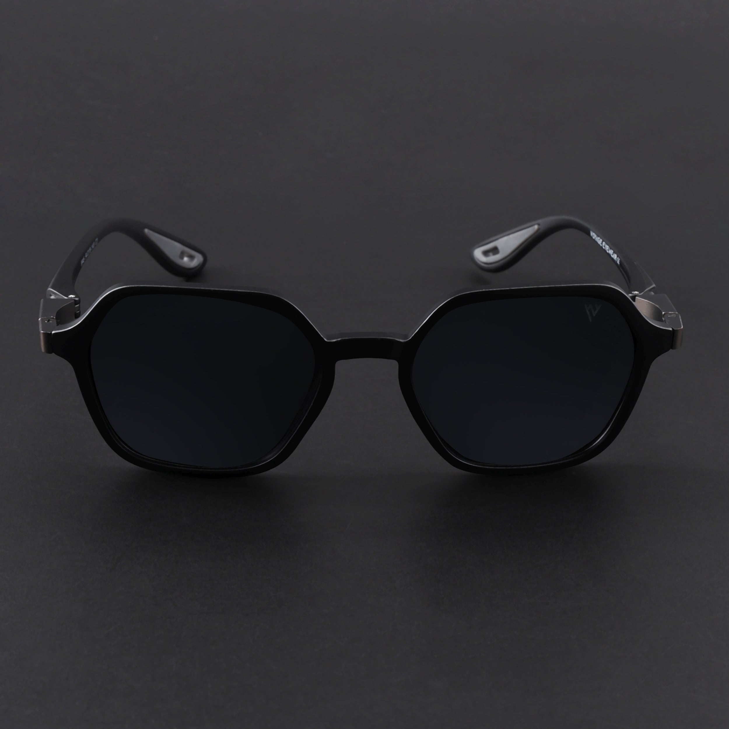 EdgeX | Matt Black Polarized Hexagon Sunglasses | PMG6640