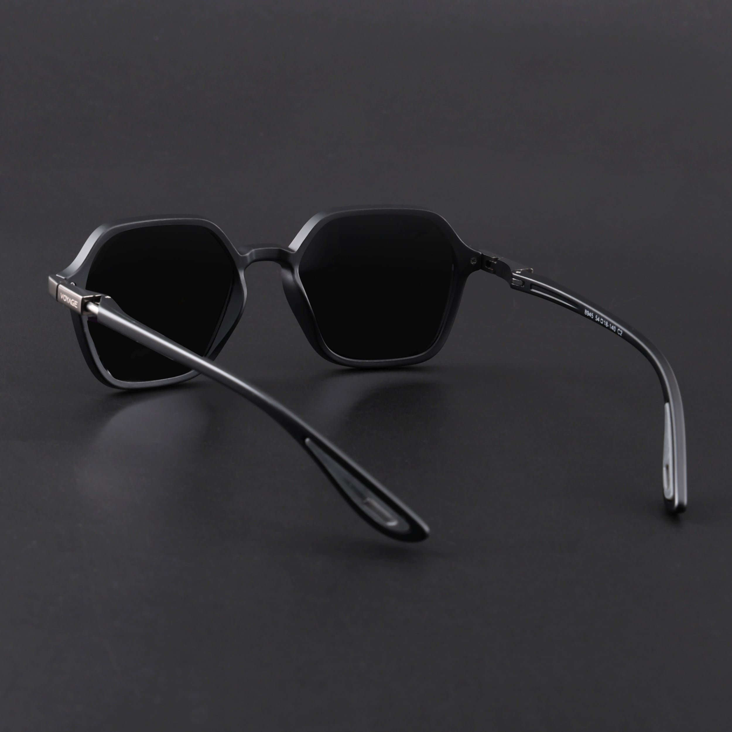 EdgeX | Matt Black Polarized Hexagon Sunglasses | PMG6640