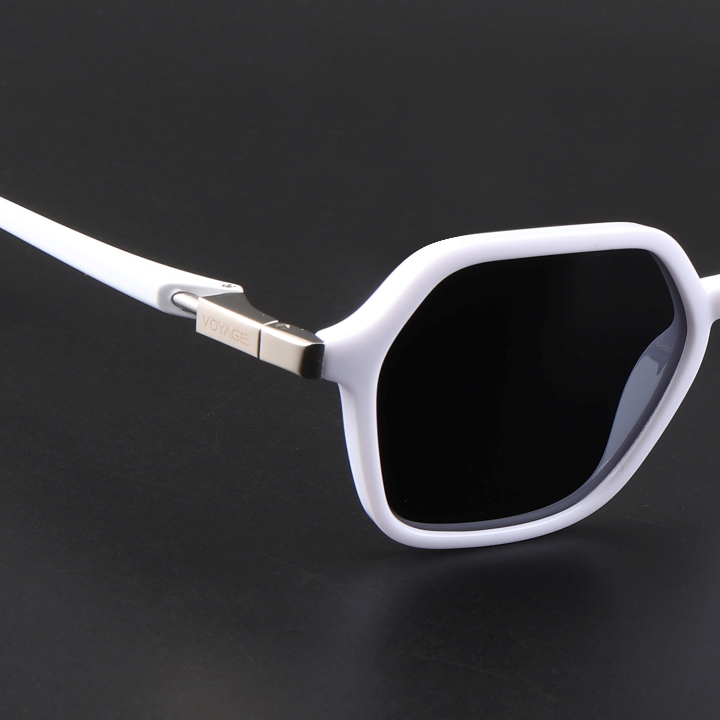 EdgeX | White Polarized Hexagon Sunglasses | PMG6642