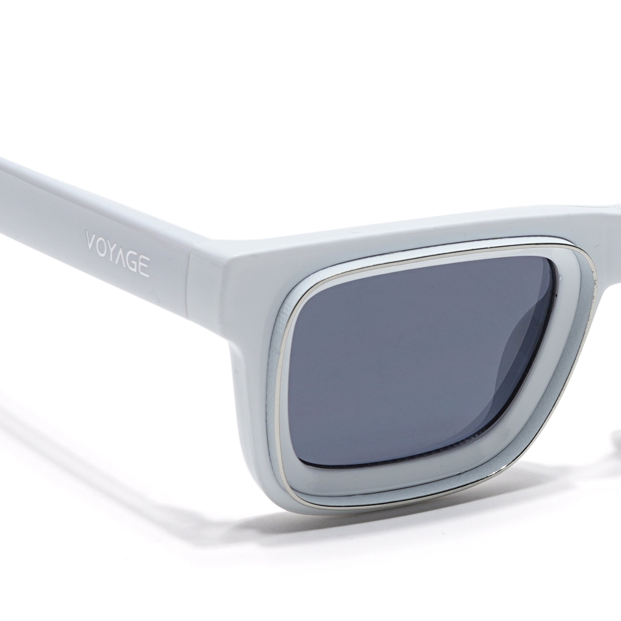 Smuggler | White & Silver Unisex Sunglasses | Black Lens - MG6425