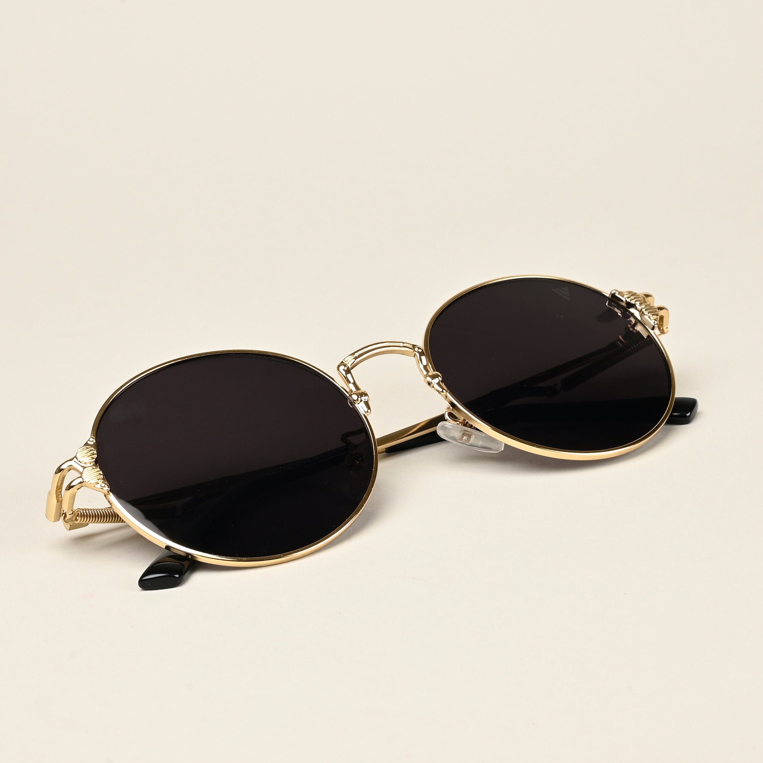 Round Sunglasses (Black Lens | Golden Frame - MG5185)