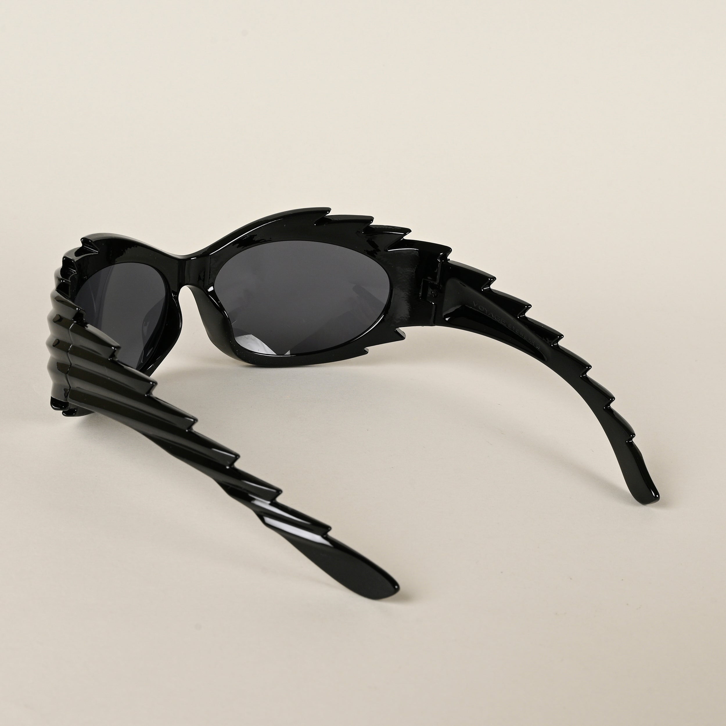 Voyage Black Wrap Around Sunglasses for Men & Women (LH087MG4512)