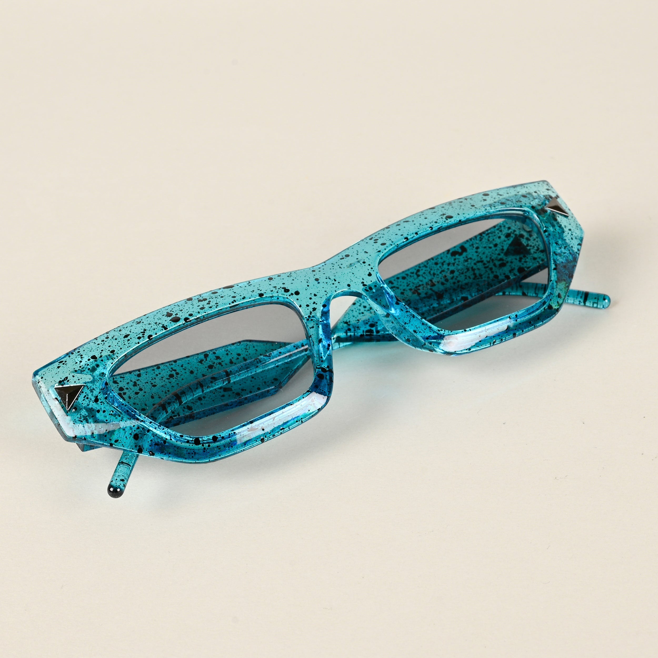Voyage Grey Cateye Sunglasses for Women (LH077MG4504)