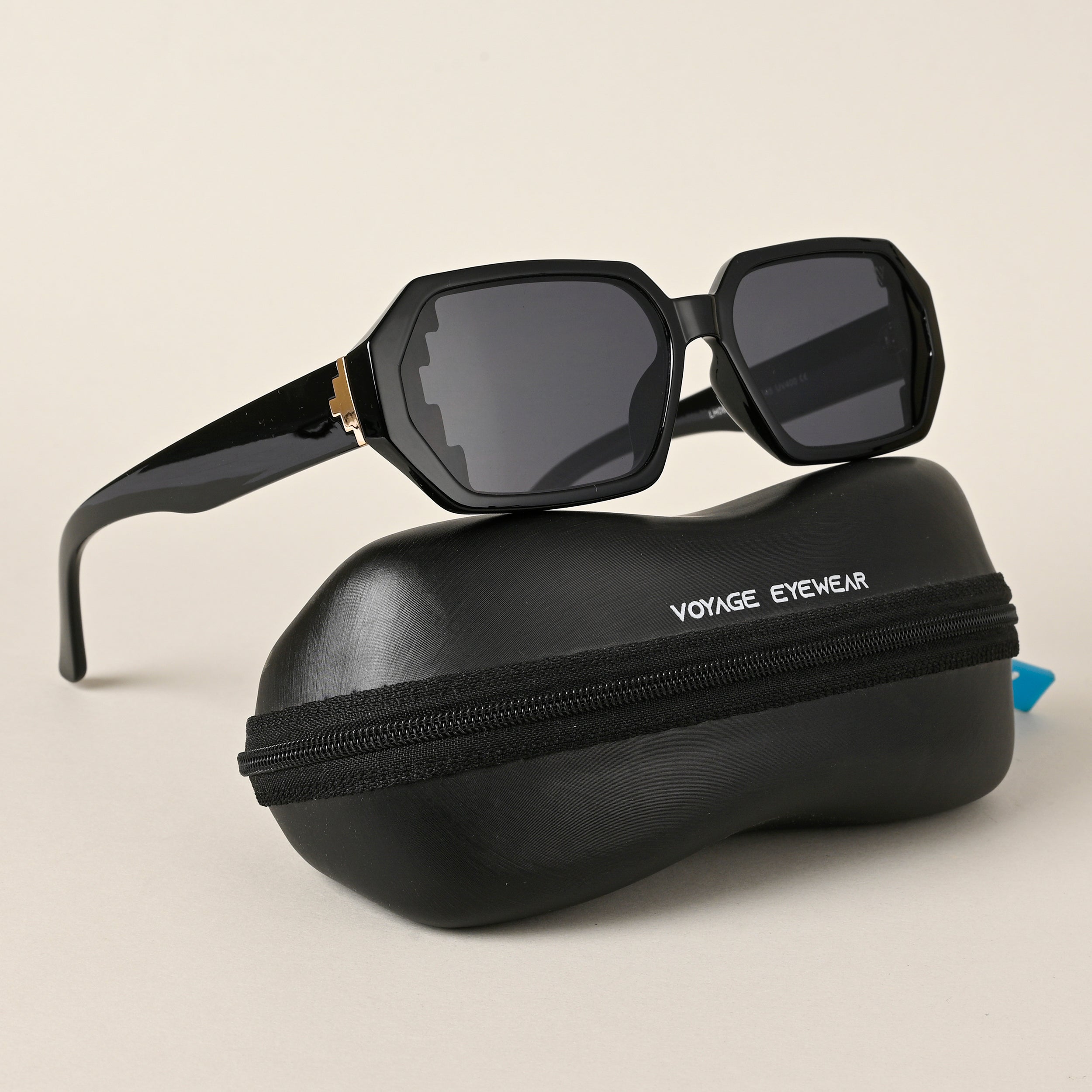 Voyage Black Rectangle Sunglasses for Men & Women (LH069MG4508)