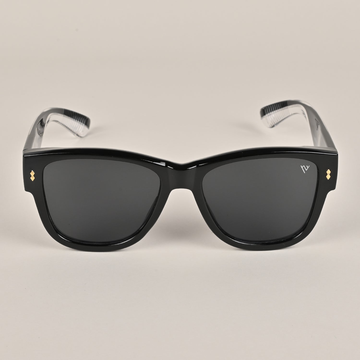 Black Oval Sunglasses - MG3825