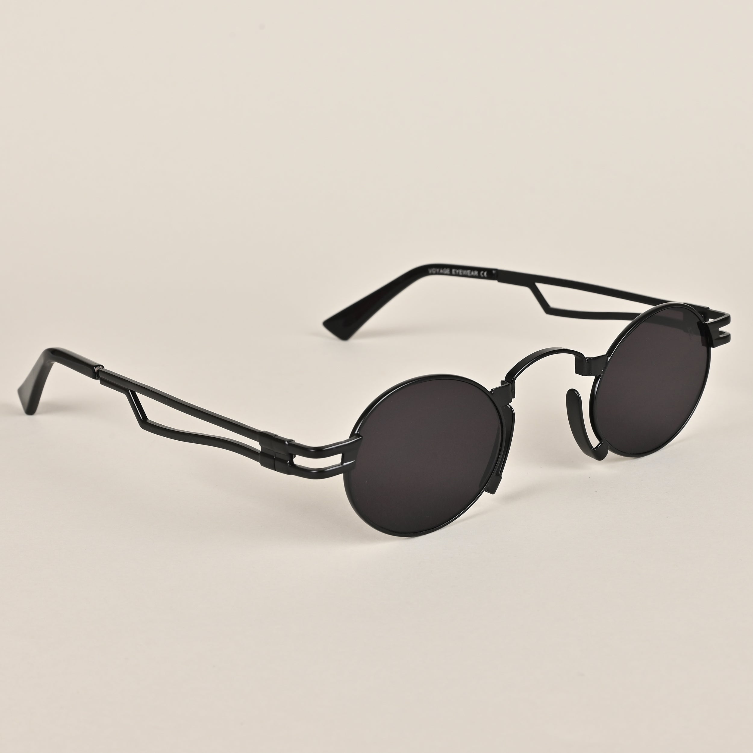Voyage Matte Black Round Sunglasses MG3587