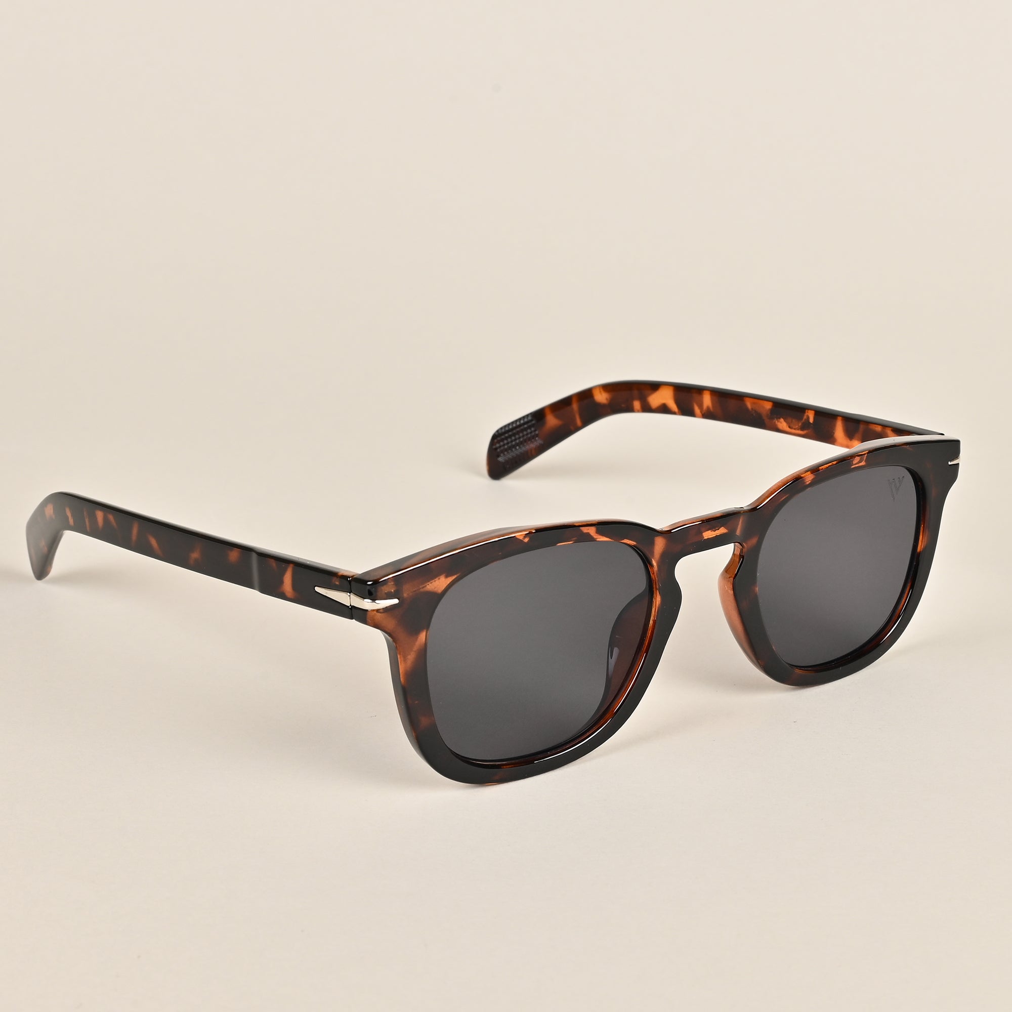 Voyage Black Square Sunglasses - MG3916