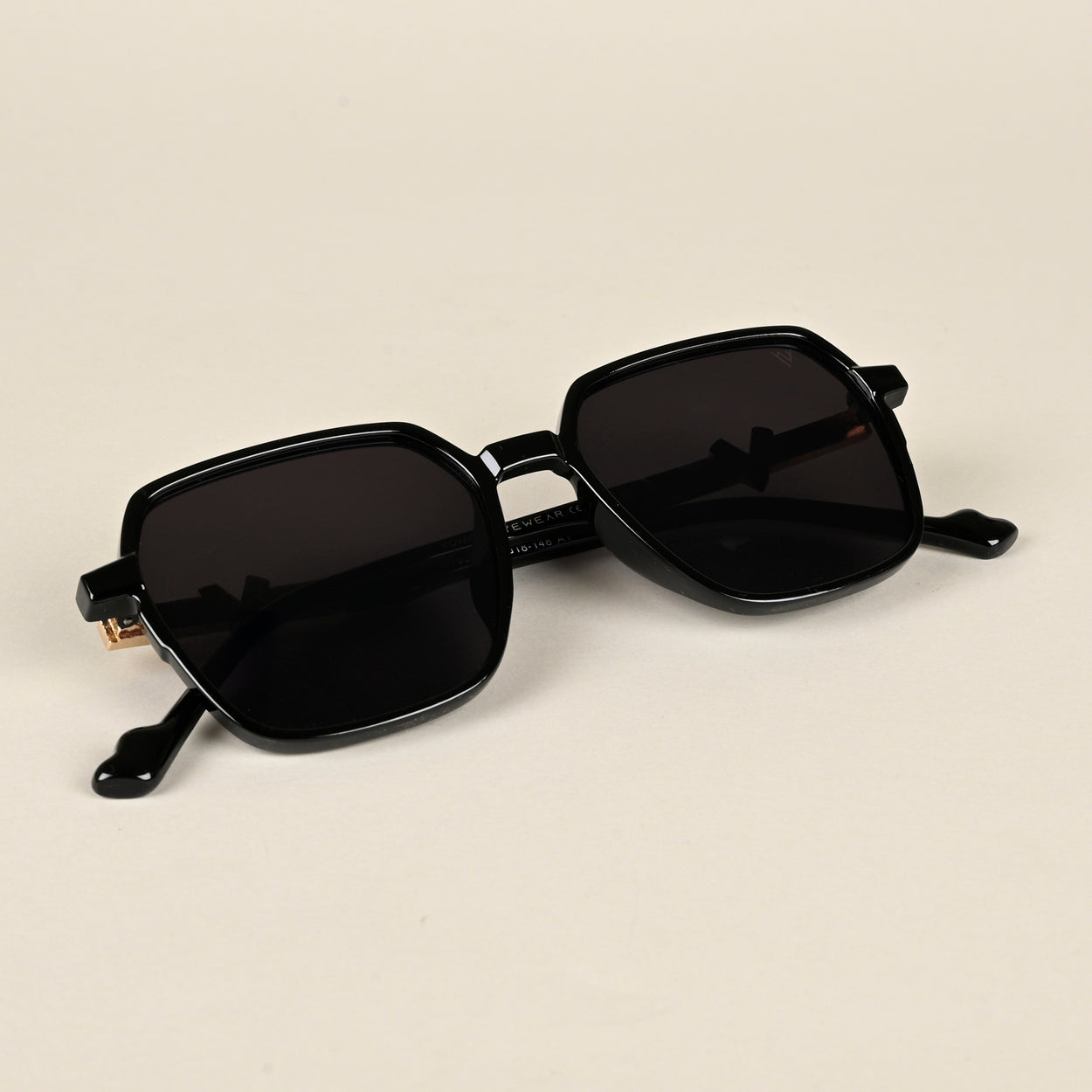 Voyage Black Square Sunglasses for Women (G15020MG4231)
