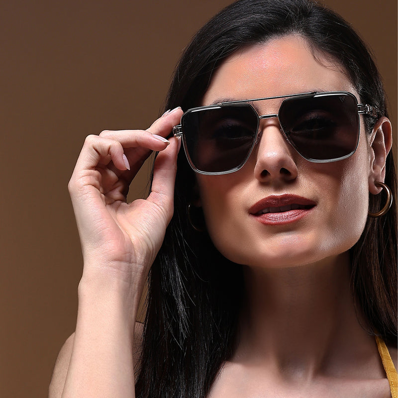 Wayfarer Sunglasses (Grey Lens | Silver Frame - MG5235)