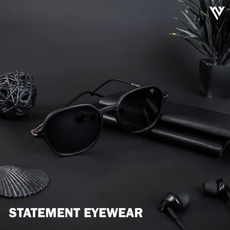 Matt Black Polarized Round Sunglasses (TR8071PMG4495)