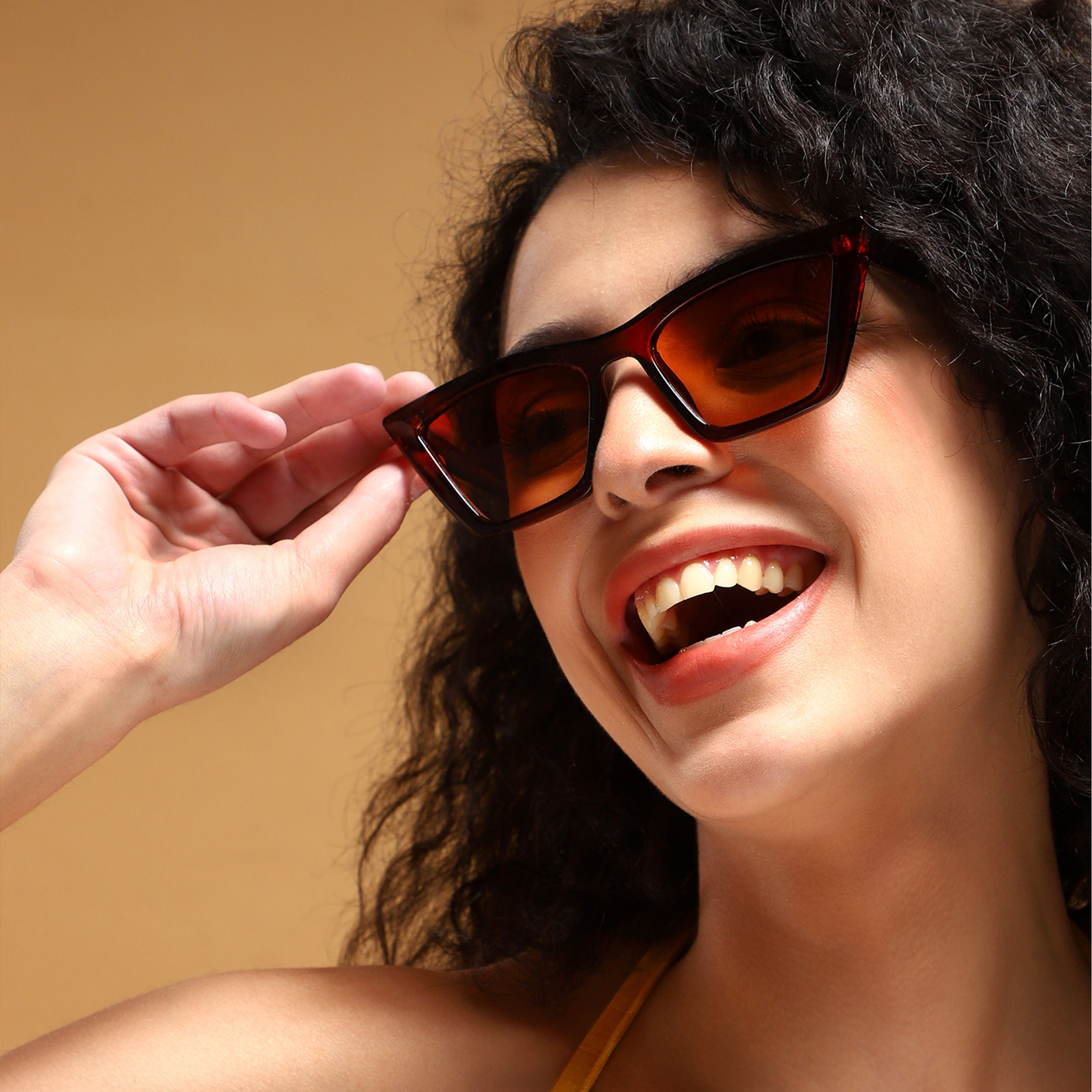 Velari | Brown Cateye Sunglasses MG3296