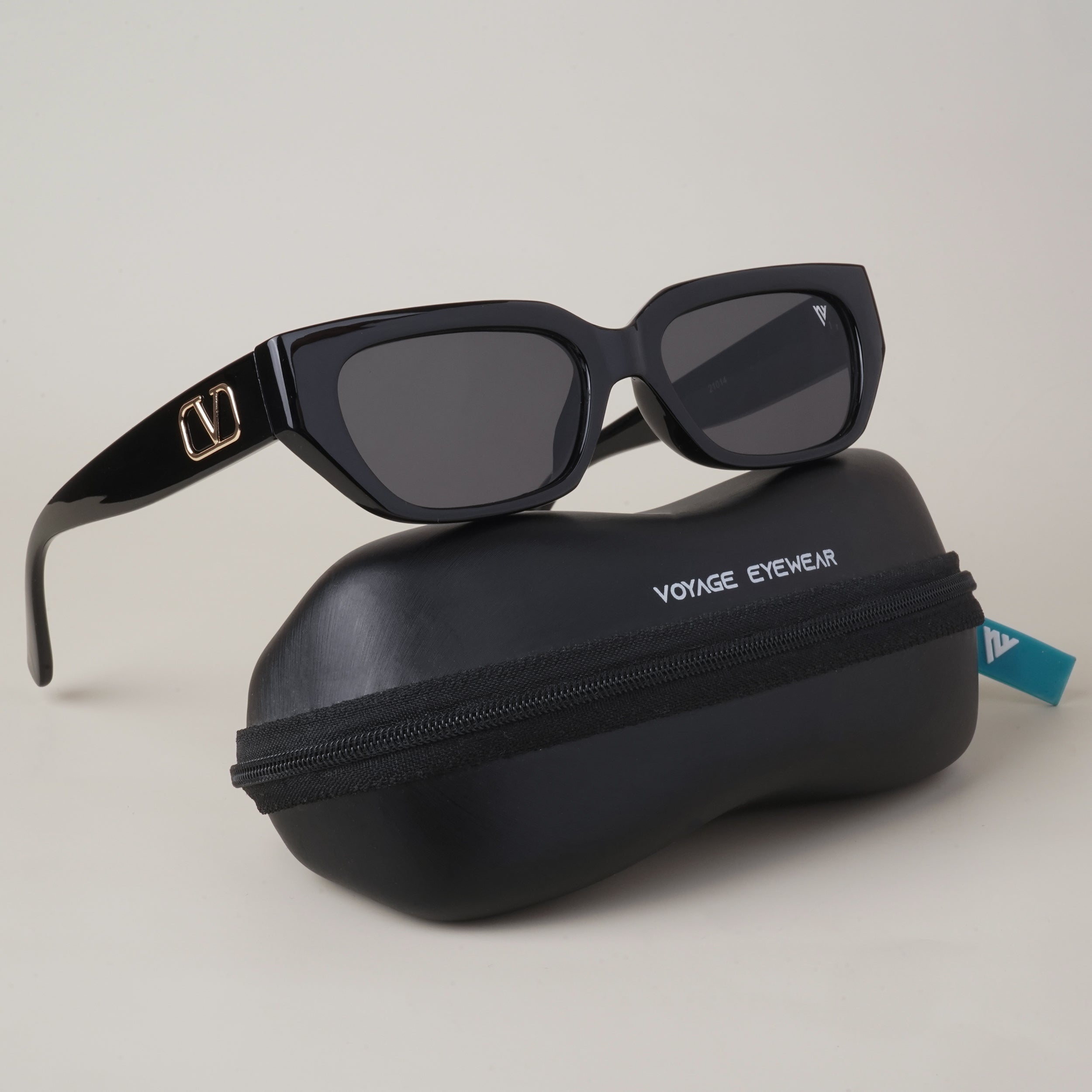 Voyage Black Rectangle Sunglasses MG3794