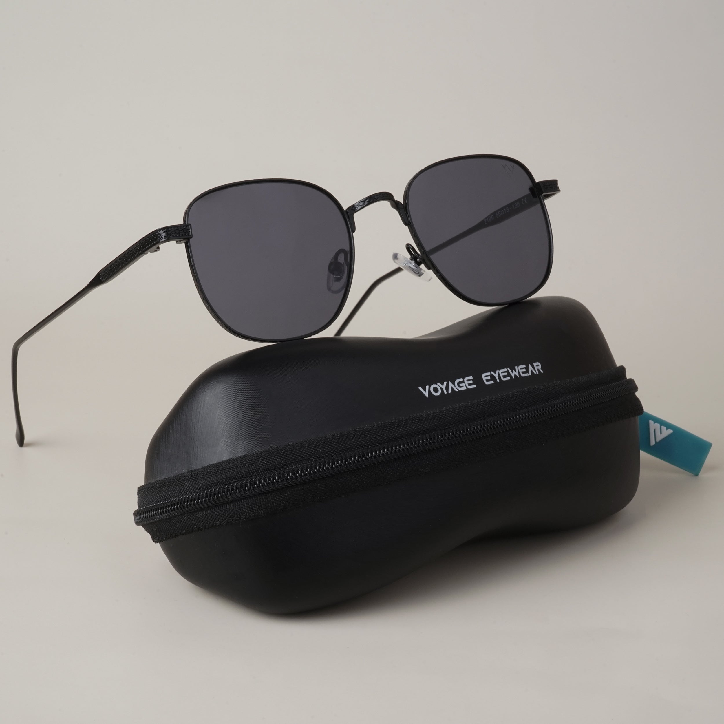 Voyage Black Round Sunglasses MG3713