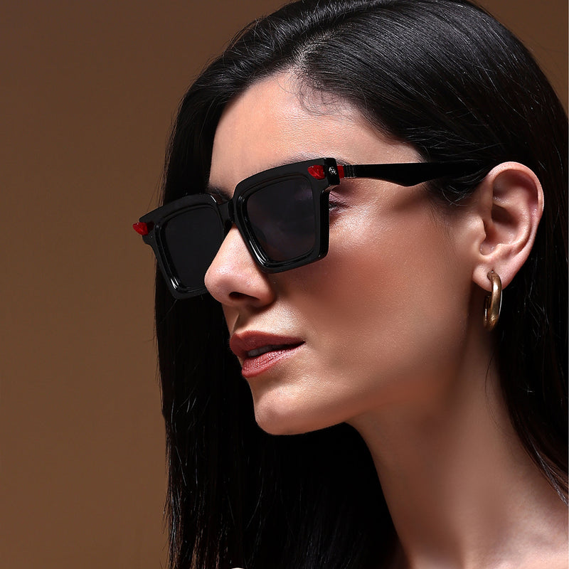 Shine Black Square Sunglasses - MG4875