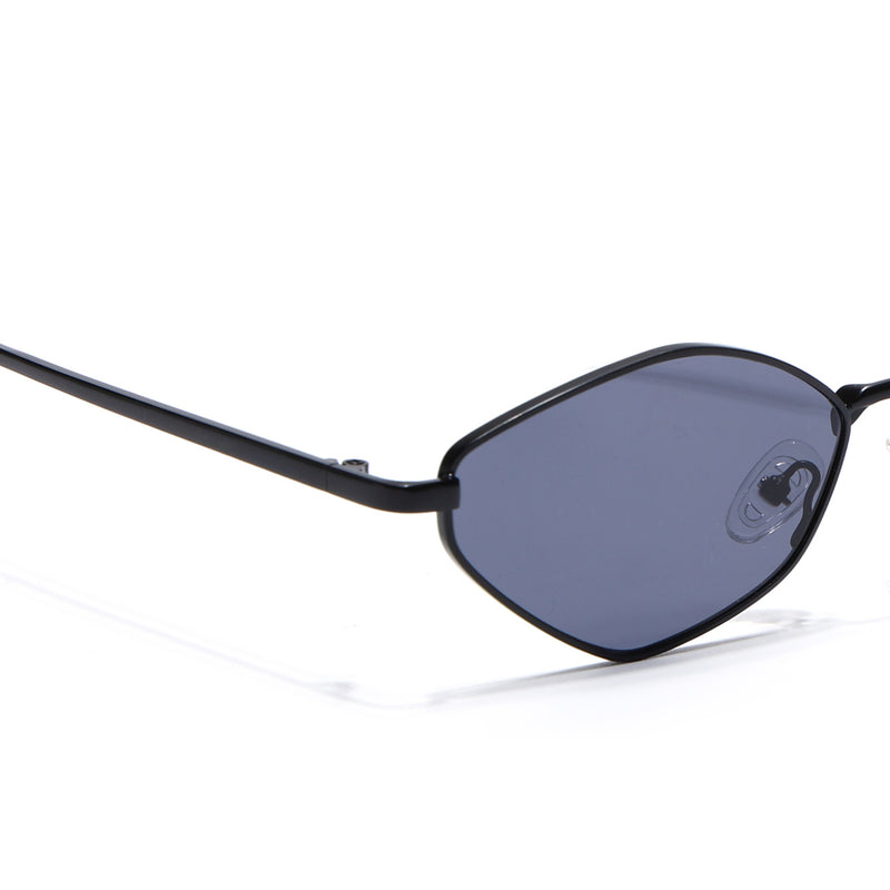 Vanta | Black Oval Sunglasses | MG7132