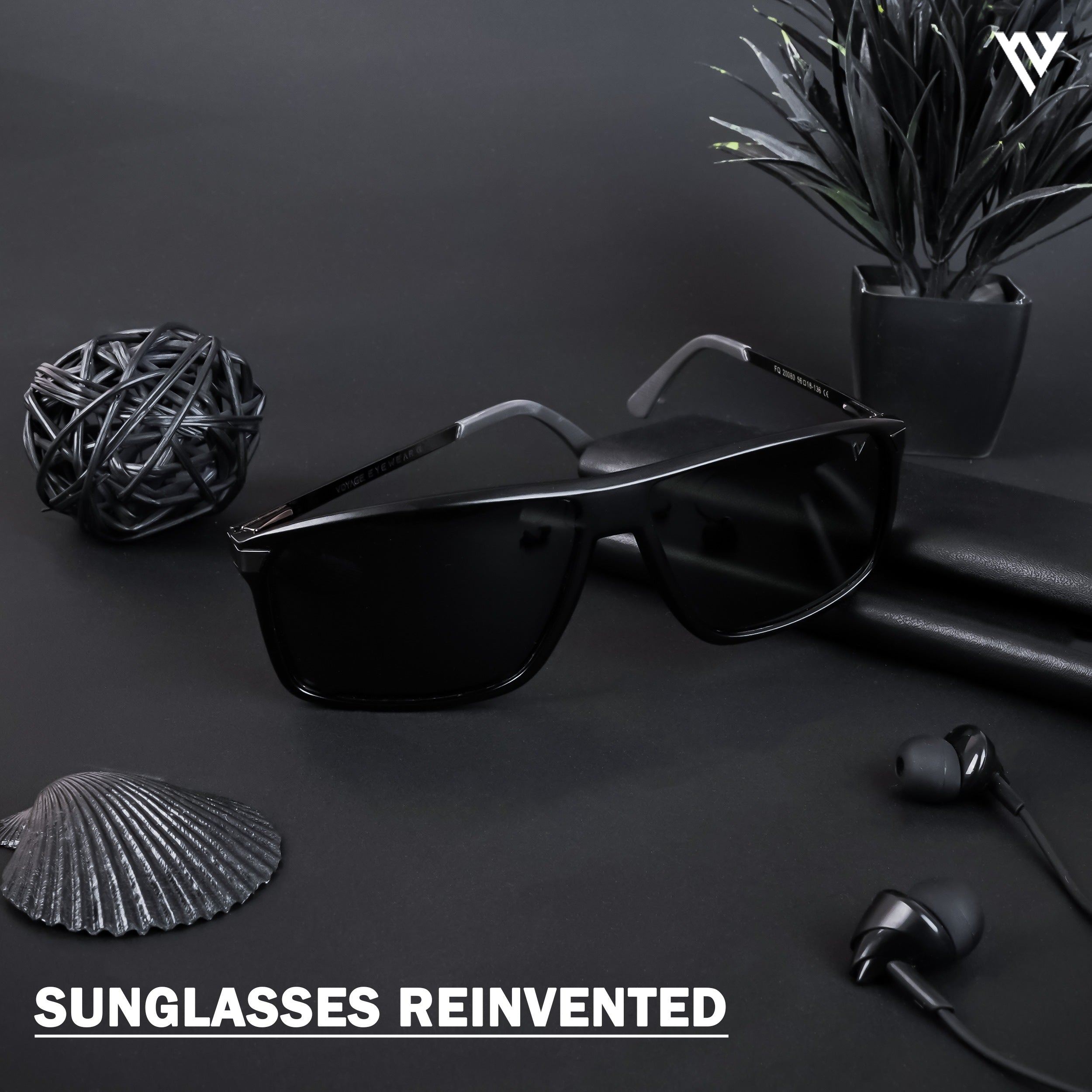 Voyage Exclusive Matt Black Polarized Wayfarer Sunglasses for Men & Women - PMG4447