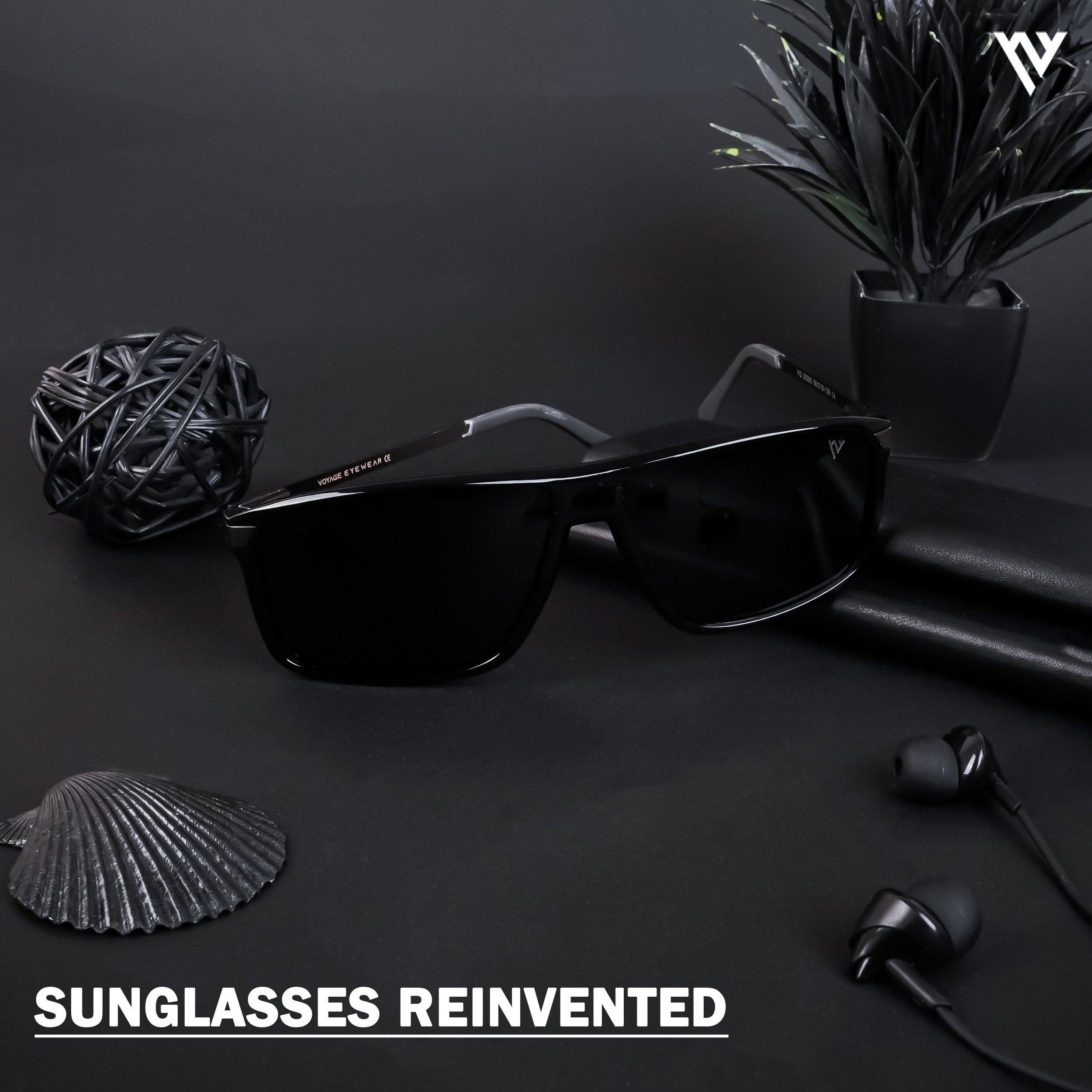 Voyage Exclusive Shine Black Polarized Wayfarer Sunglasses for Men & Women (20080PMG4445)