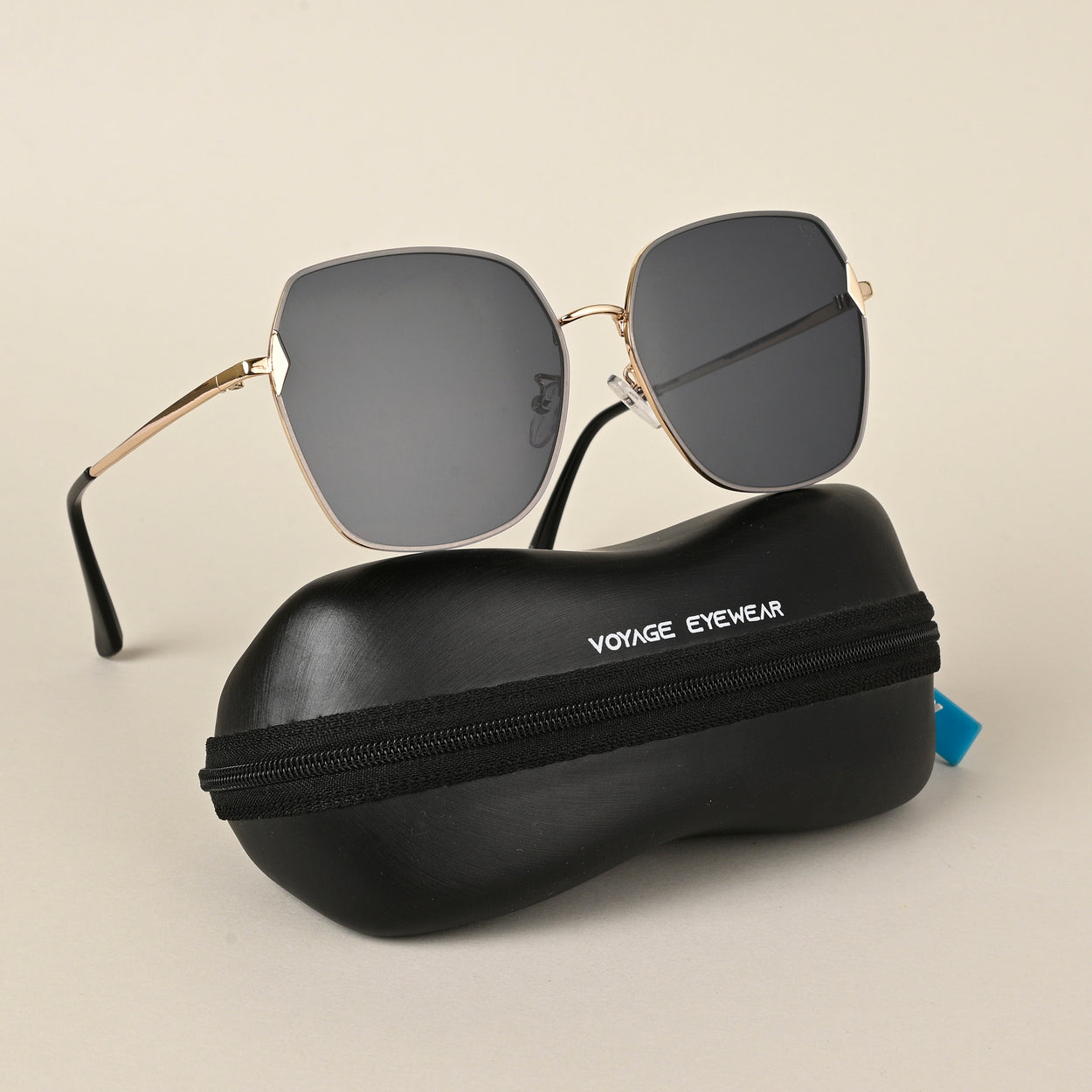 Voyage Black Oversize Sunglasses for Women (444MG4326)
