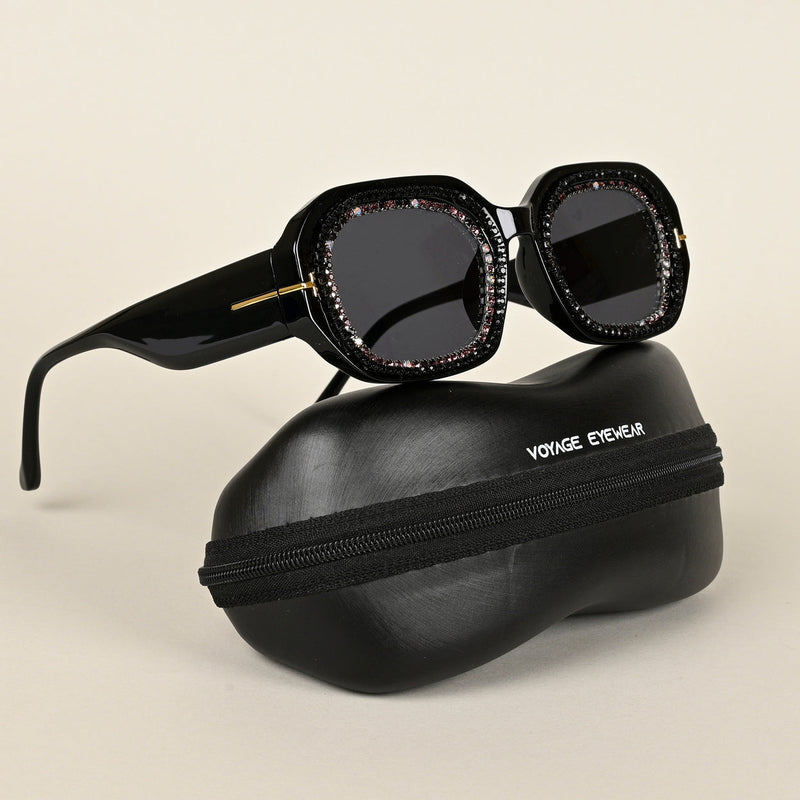 Black Oval Sunglasses - MG4370