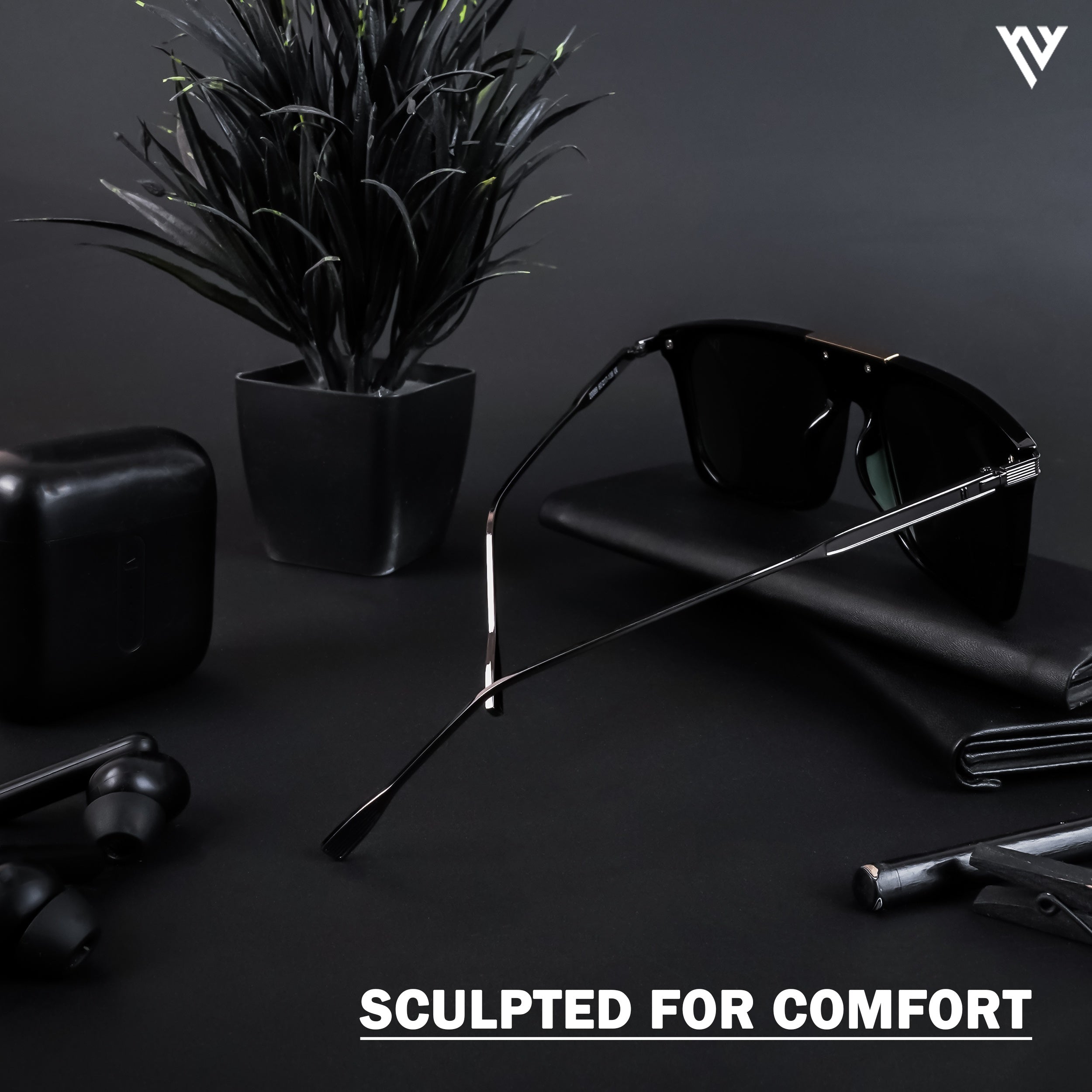 Voyage Exclusive Shine Black Polarized Wayfarer Sunglasses for Men & Women (20089PMG4450)
